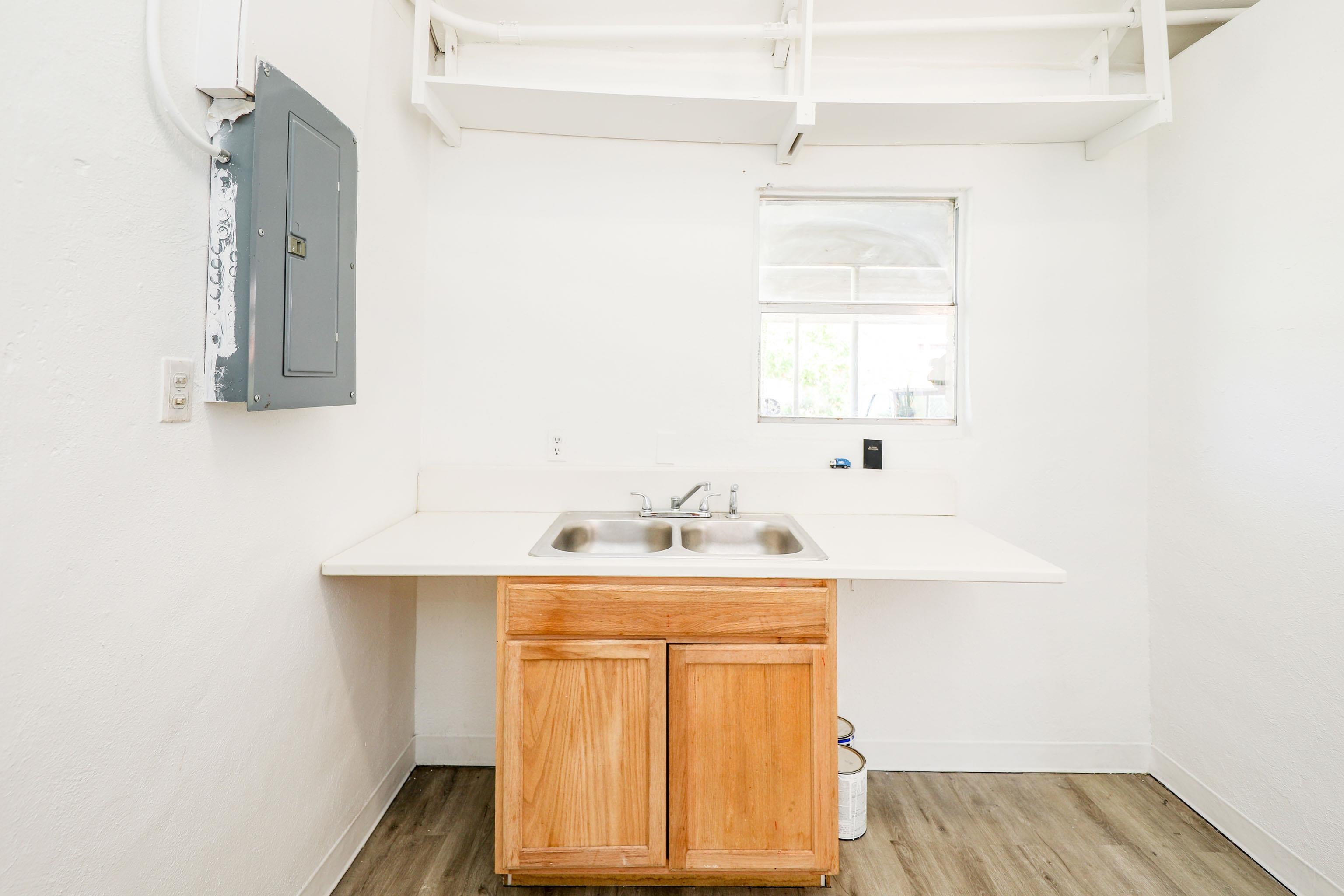 1402 Corpus Christi St Property Photo 9