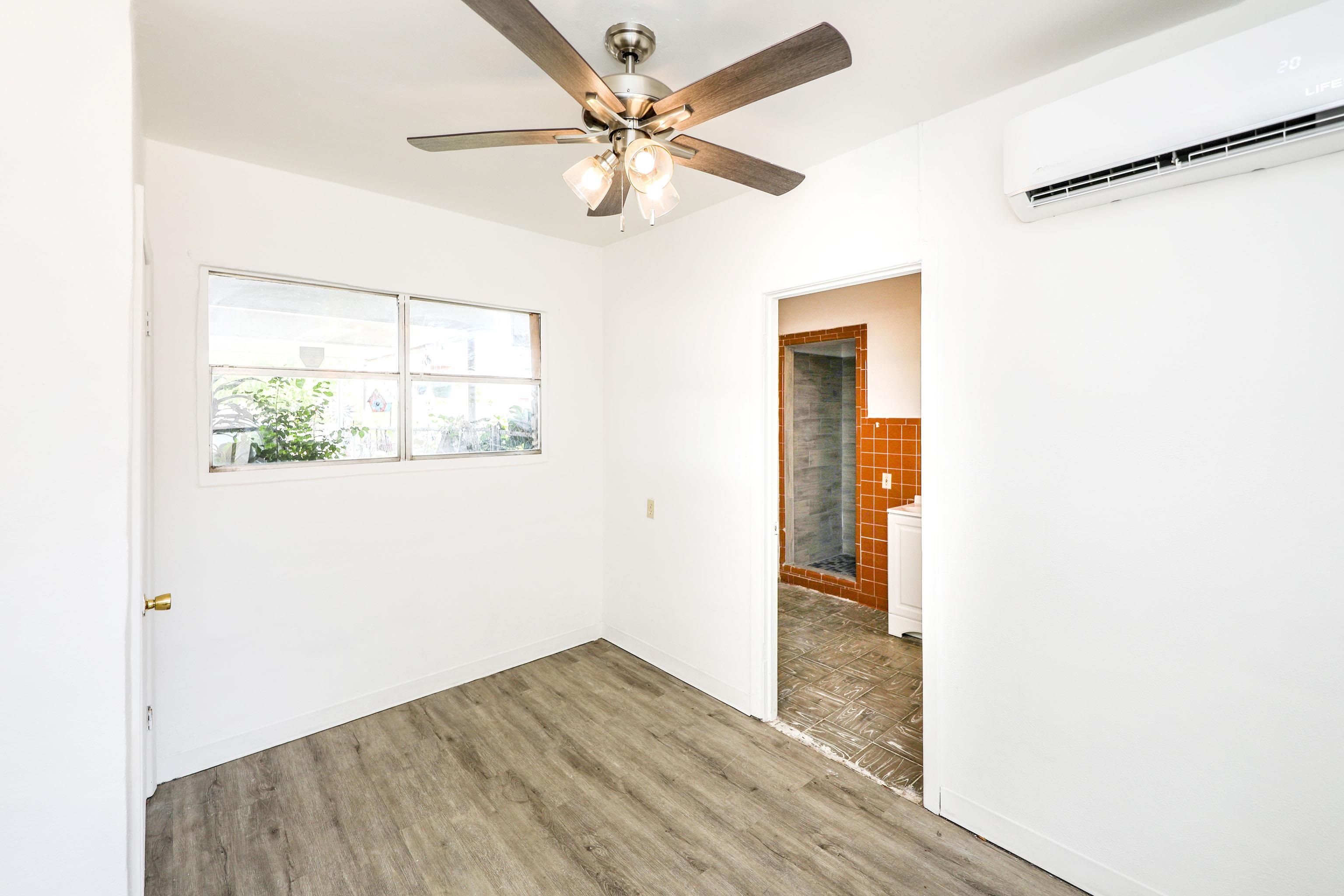 1402 Corpus Christi St Property Photo 13