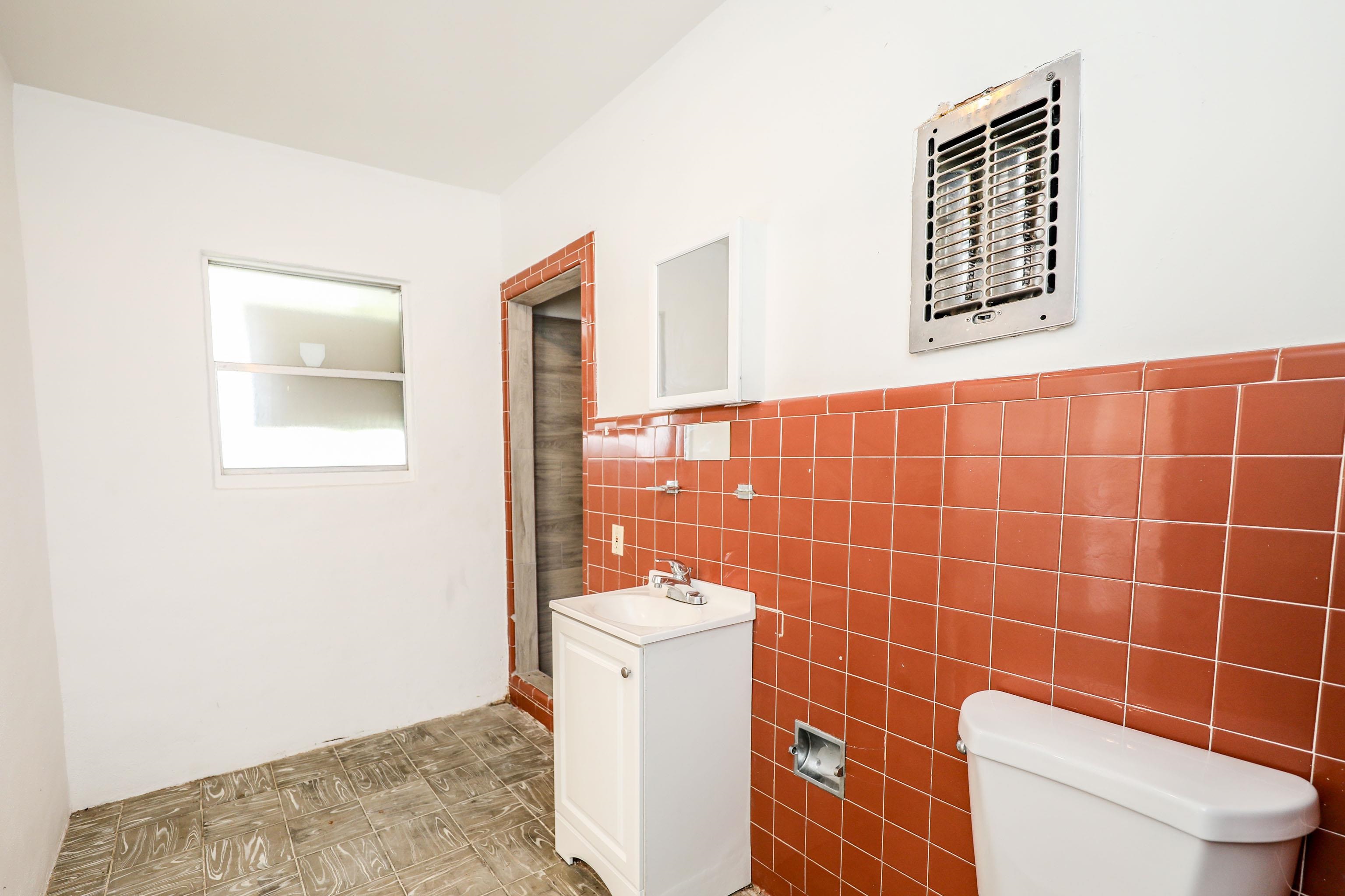 1402 Corpus Christi St Property Photo 18