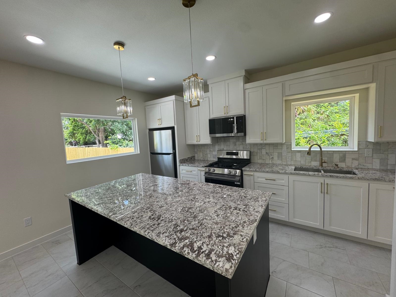 3504 San Agustin Ave Property Photo 6