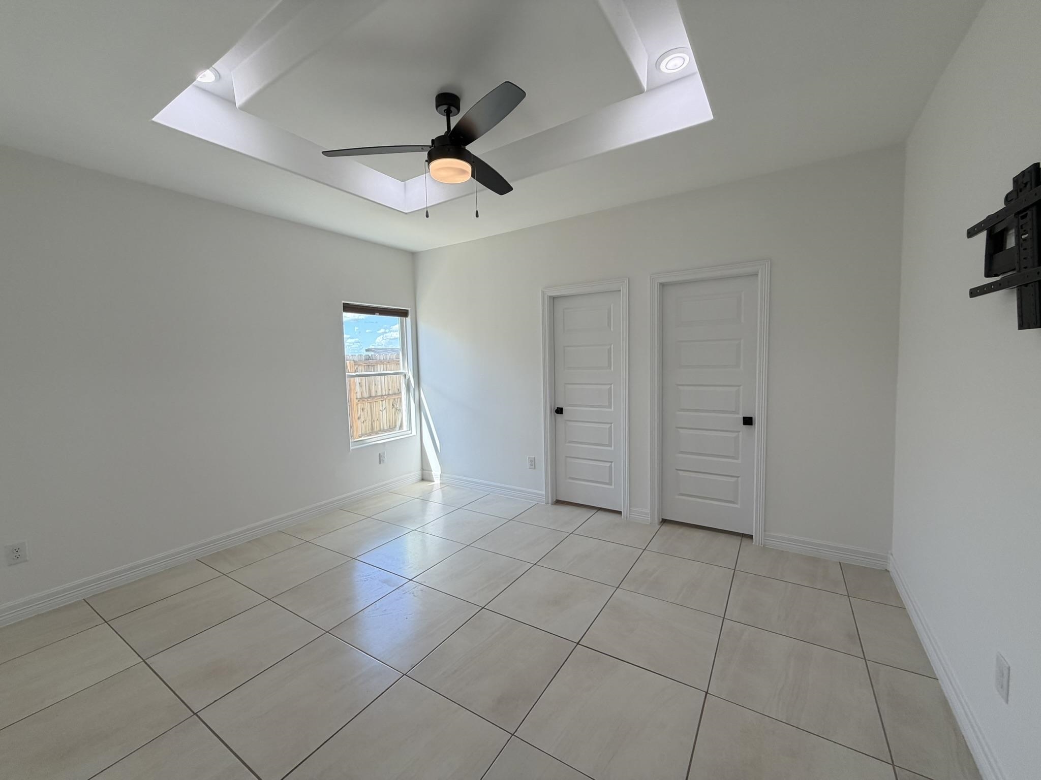 5419 Lone Star Loop Property Photo 16