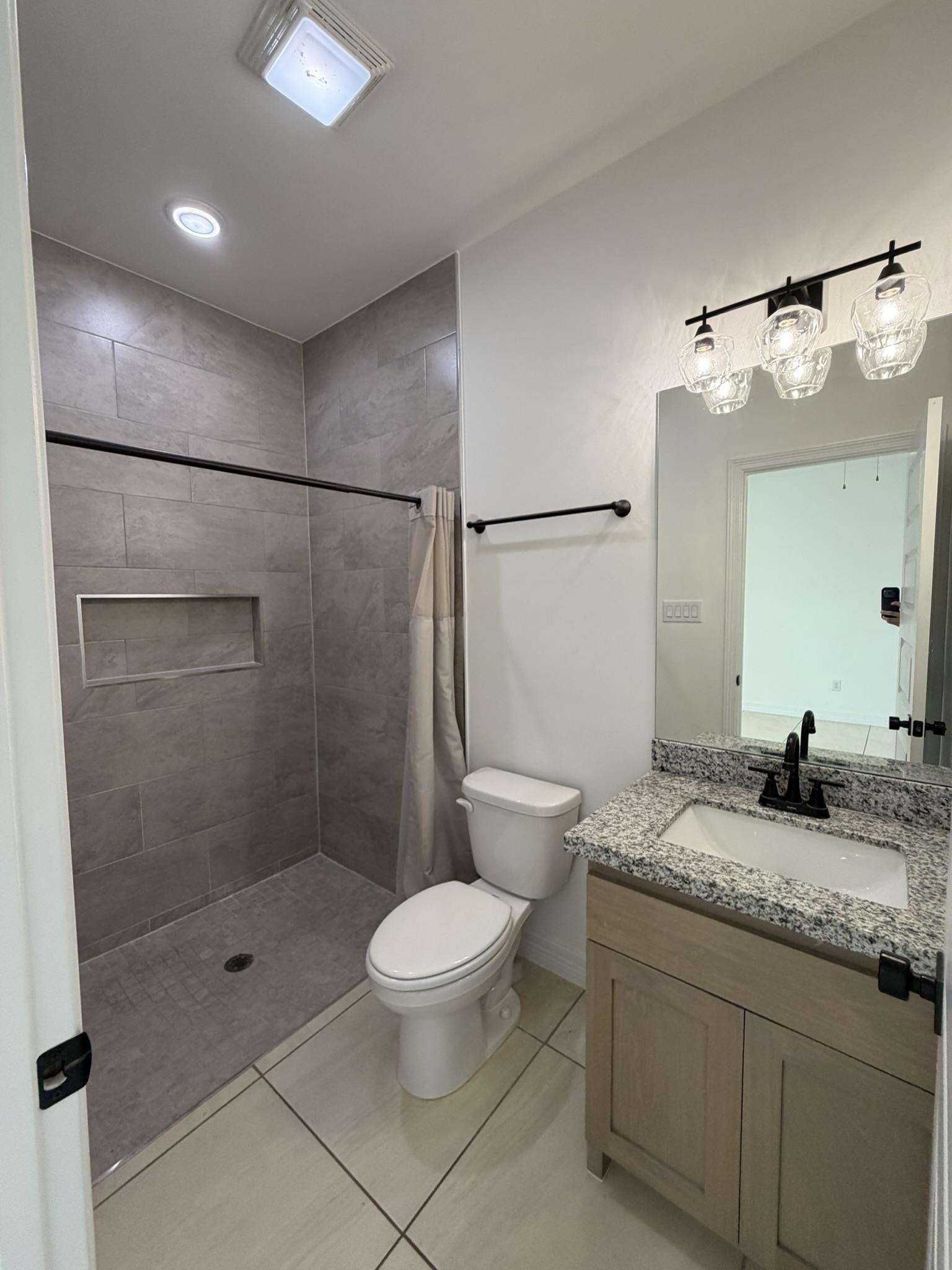 5419 Lone Star Loop Property Photo 17