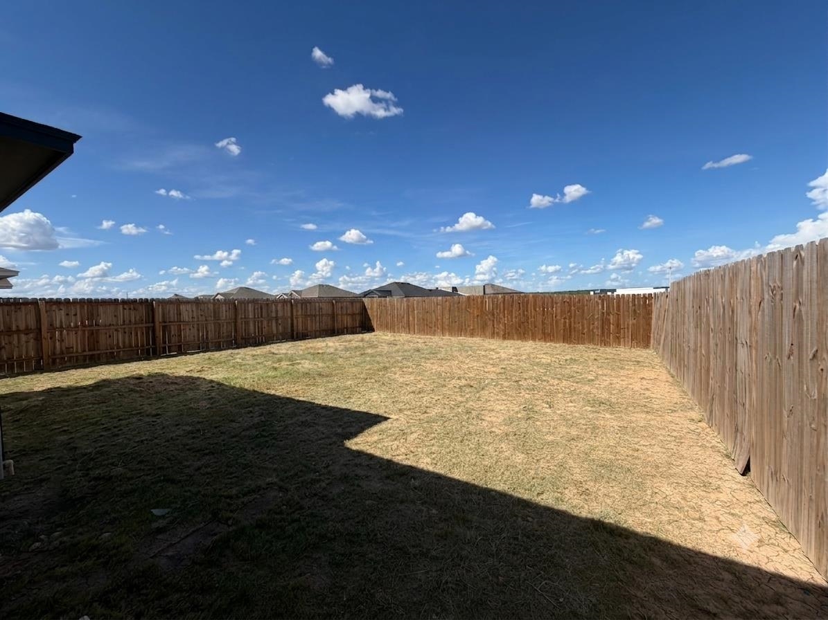 5419 Lone Star Loop Property Photo 20