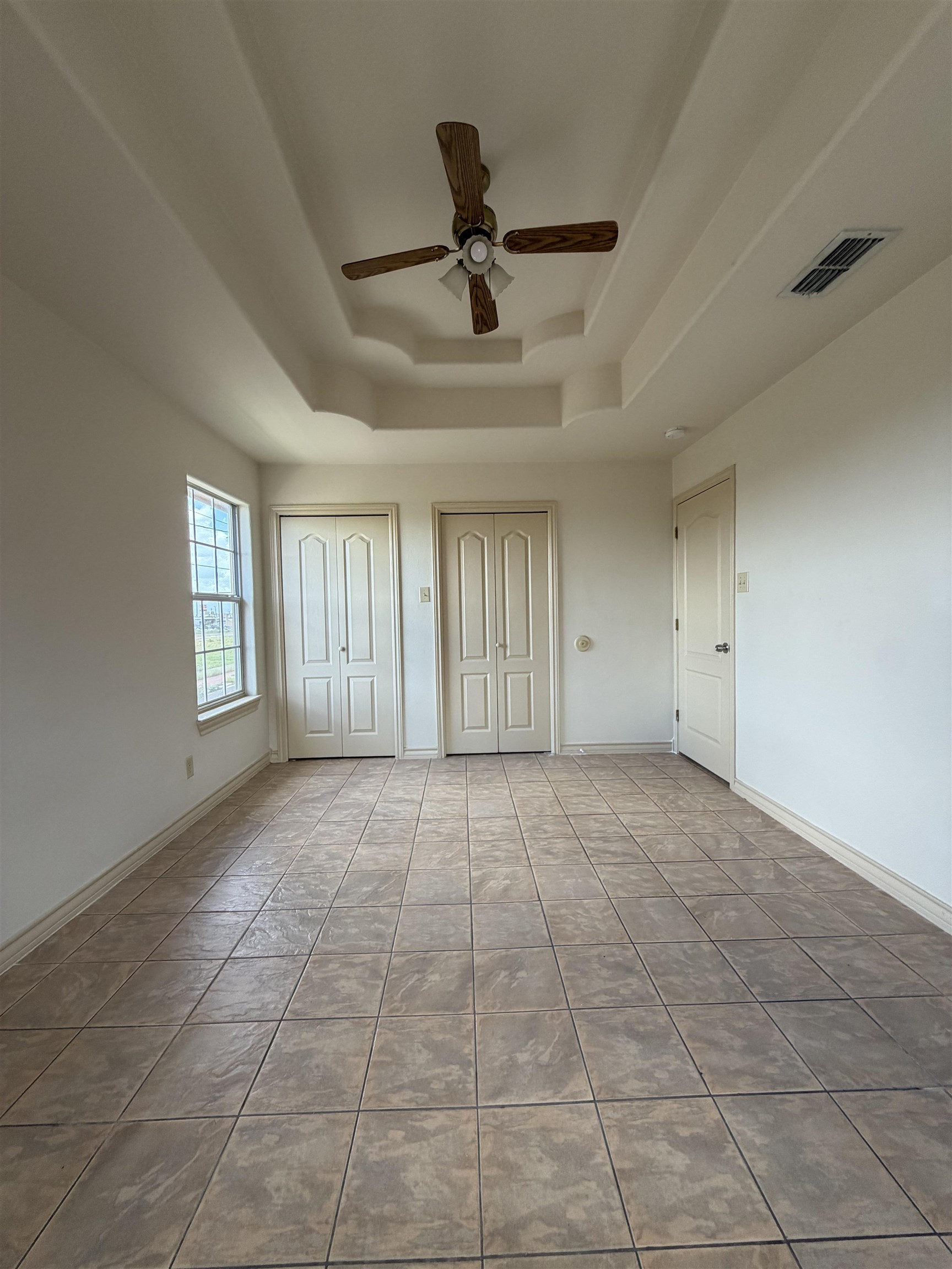 419 W Eistetter St 15 Property Photo 17