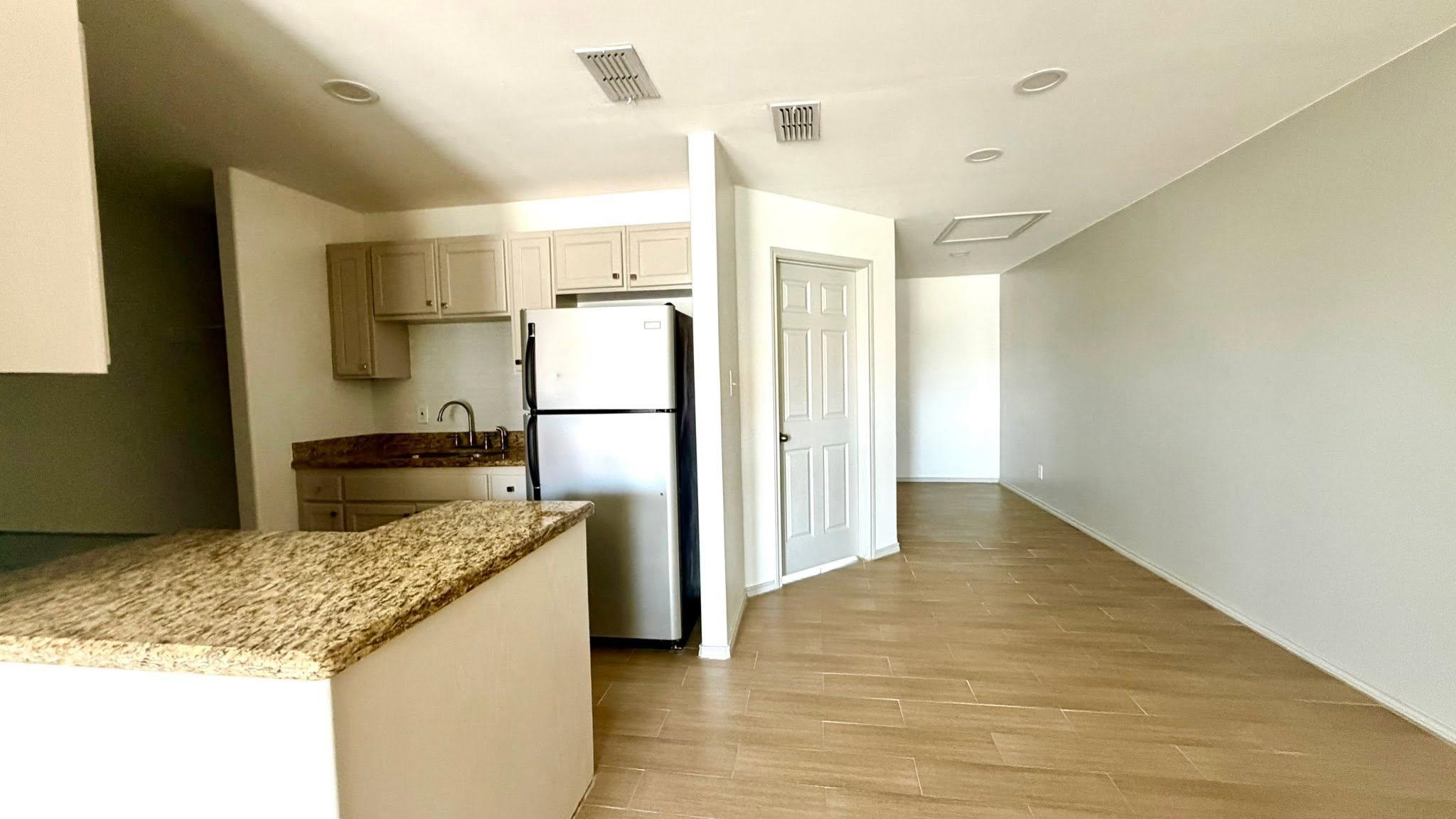7610 Rocio Dr 205 Property Photo 3