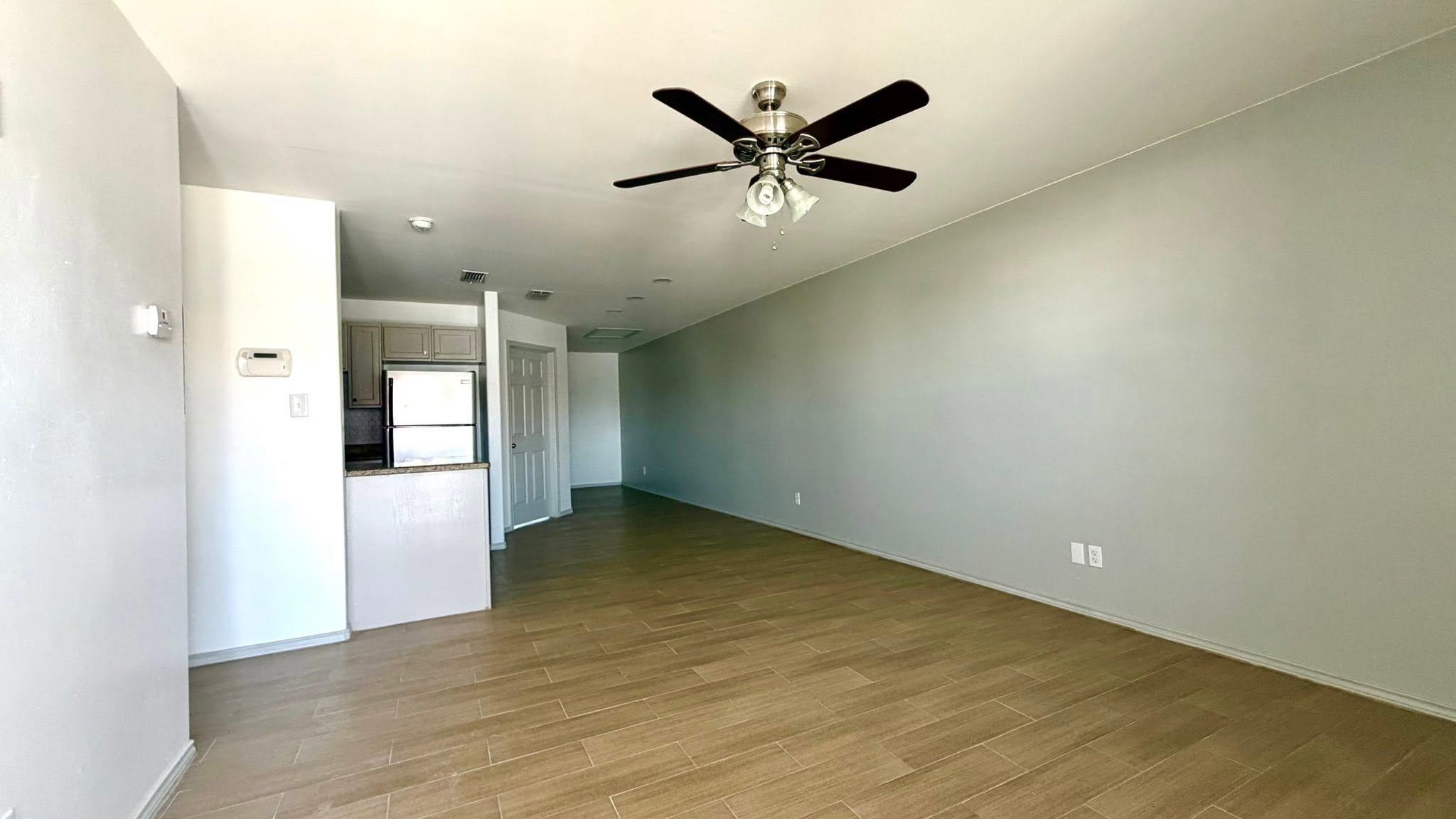 7610 Rocio Dr 205 Property Photo 4