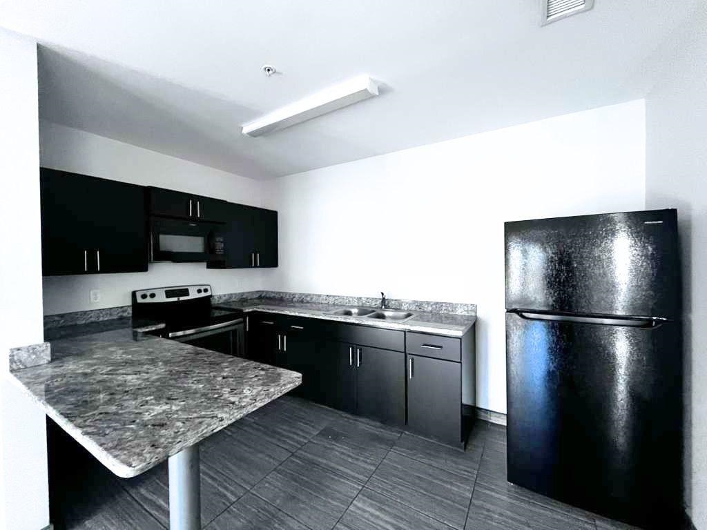 502 Shiloh Dr 102 E Property Photo 10