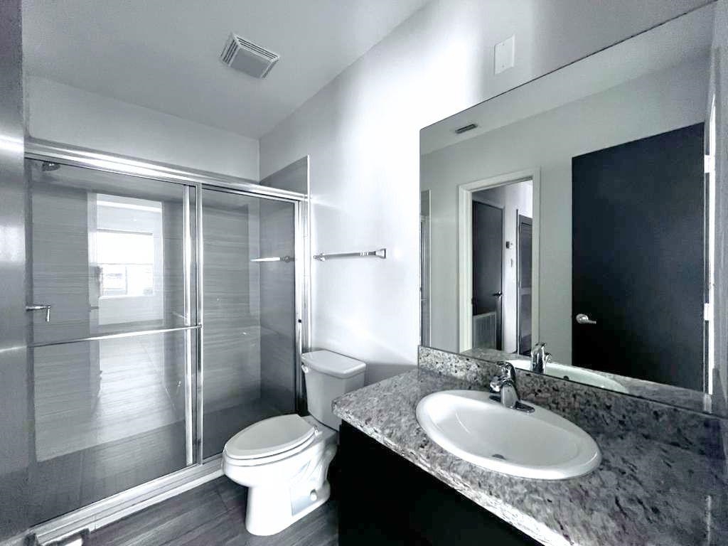502 Shiloh Dr 102 E Property Photo 15