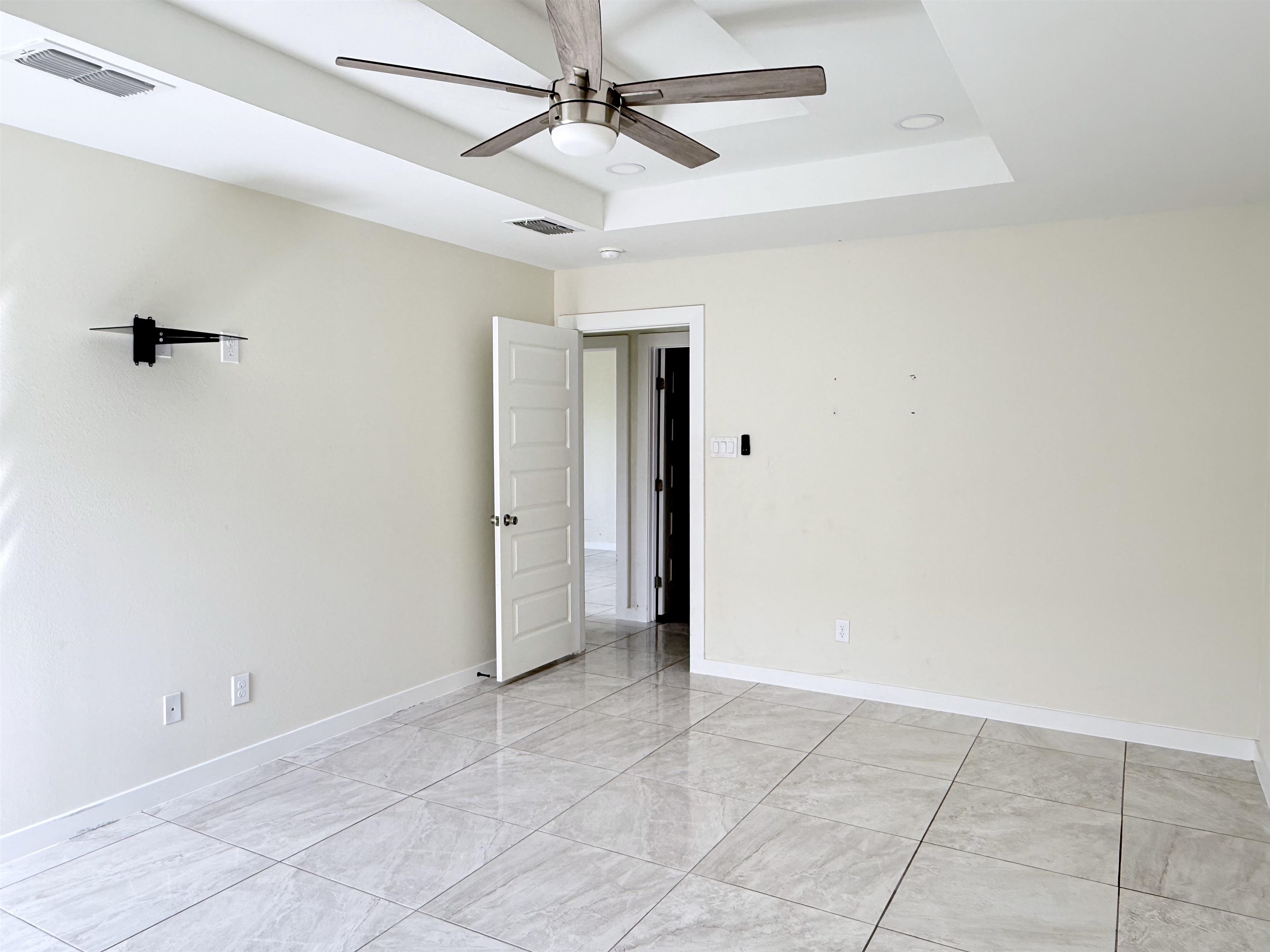 626 Rockrose Dr Property Photo 8
