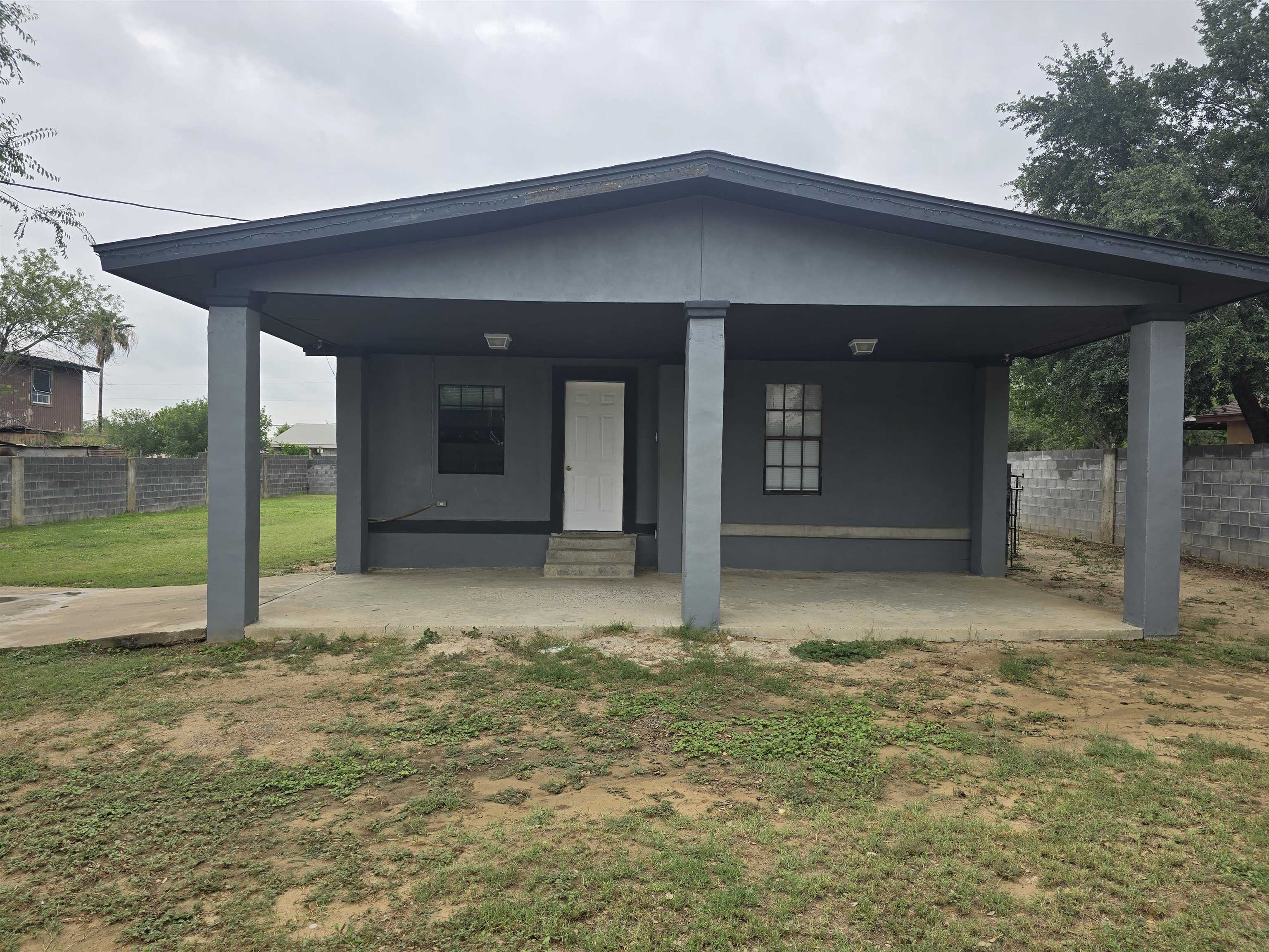 503 Rio Rojo Property Photo 1