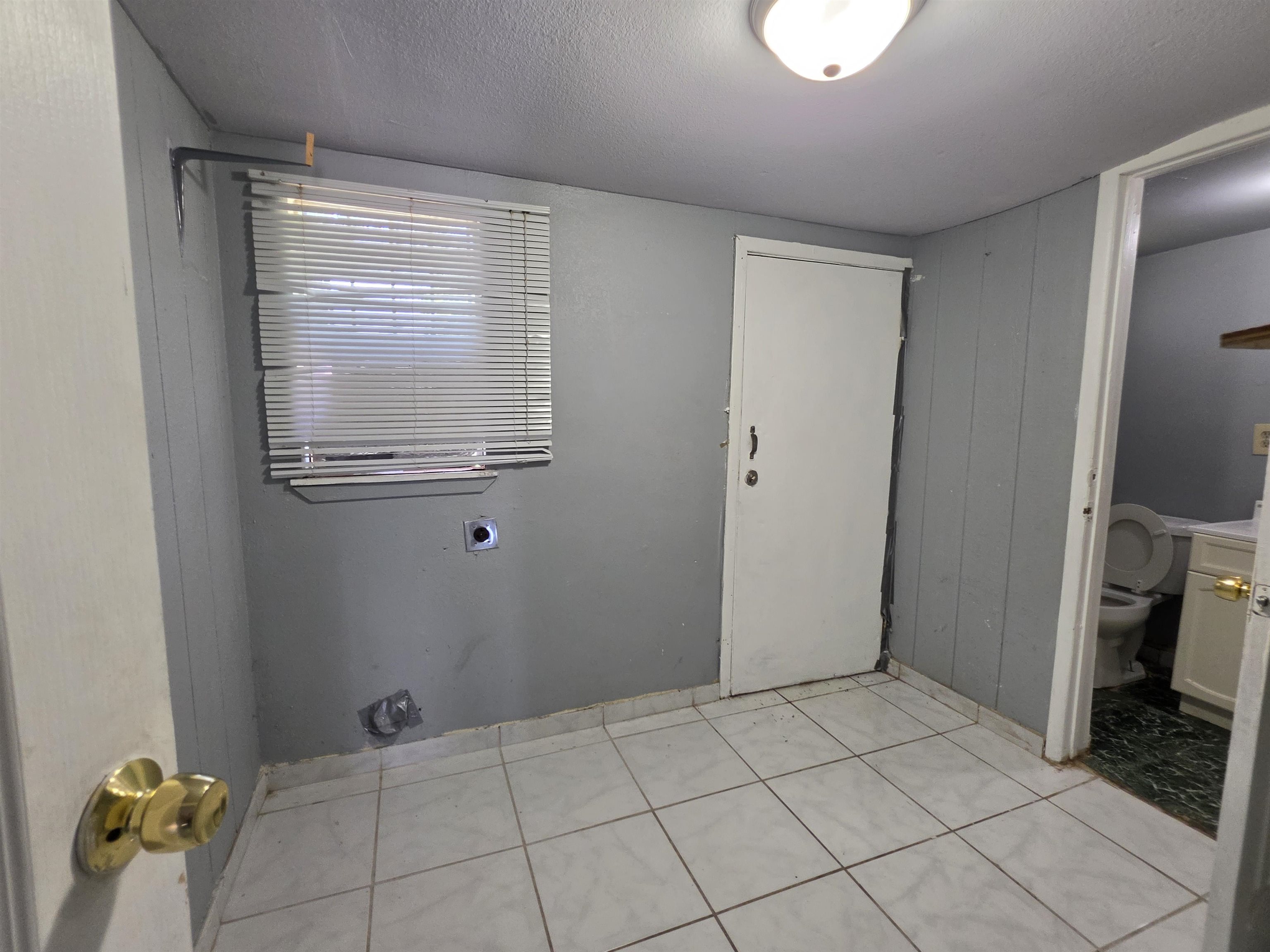 120 Guadalupe St Property Photo 9