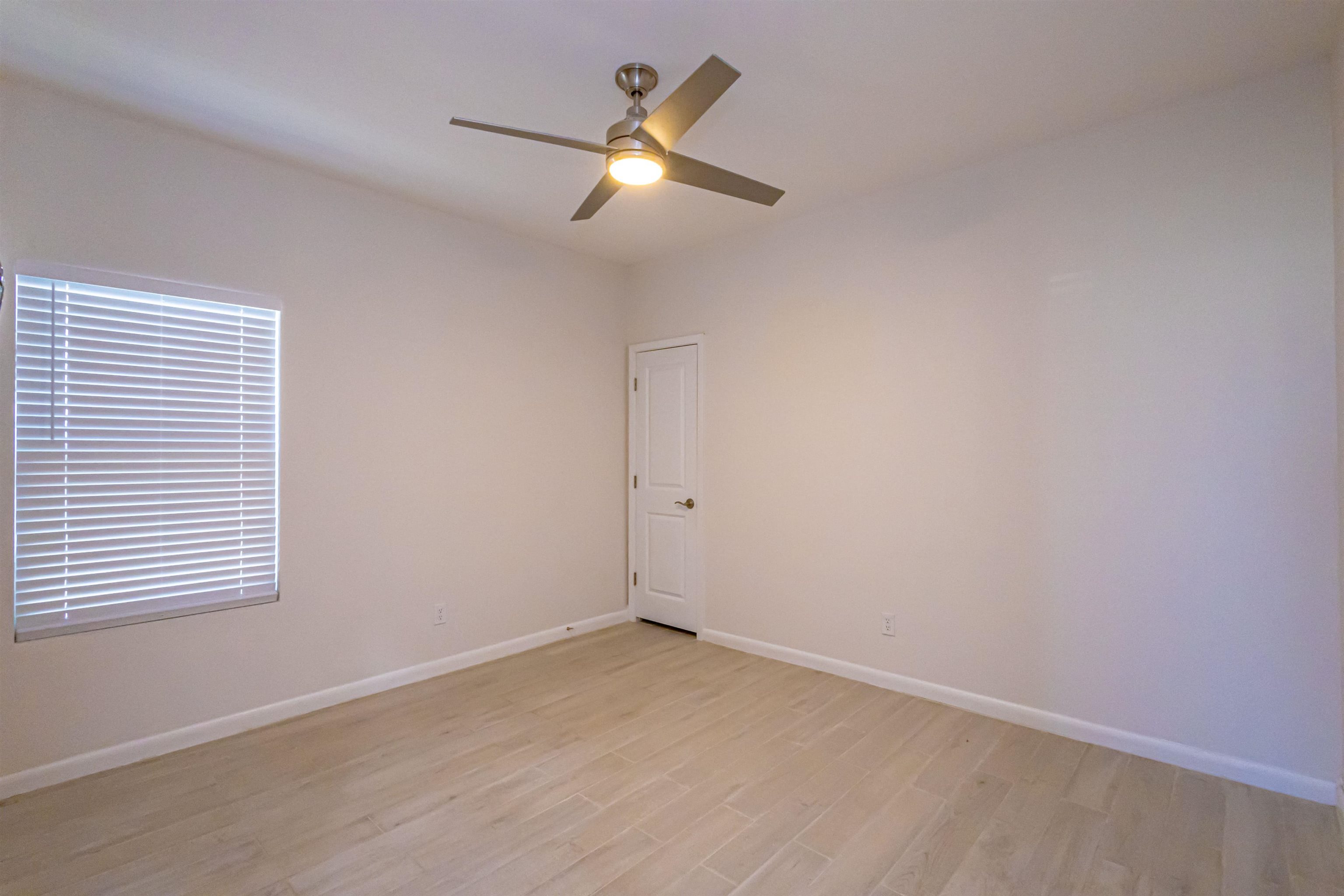1428 Los Estribos Dr. Property Photo 20