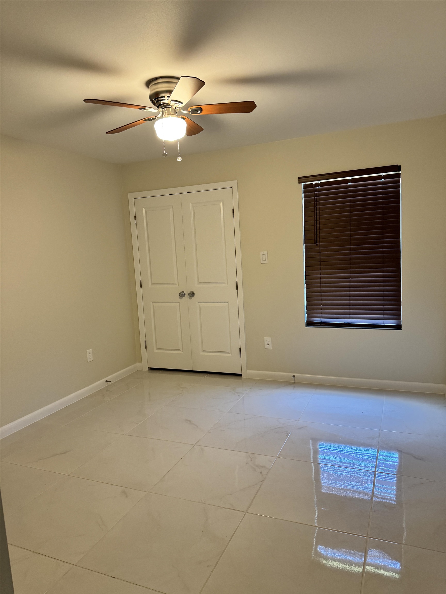 1413 El Caporal Dr. Property Photo 11