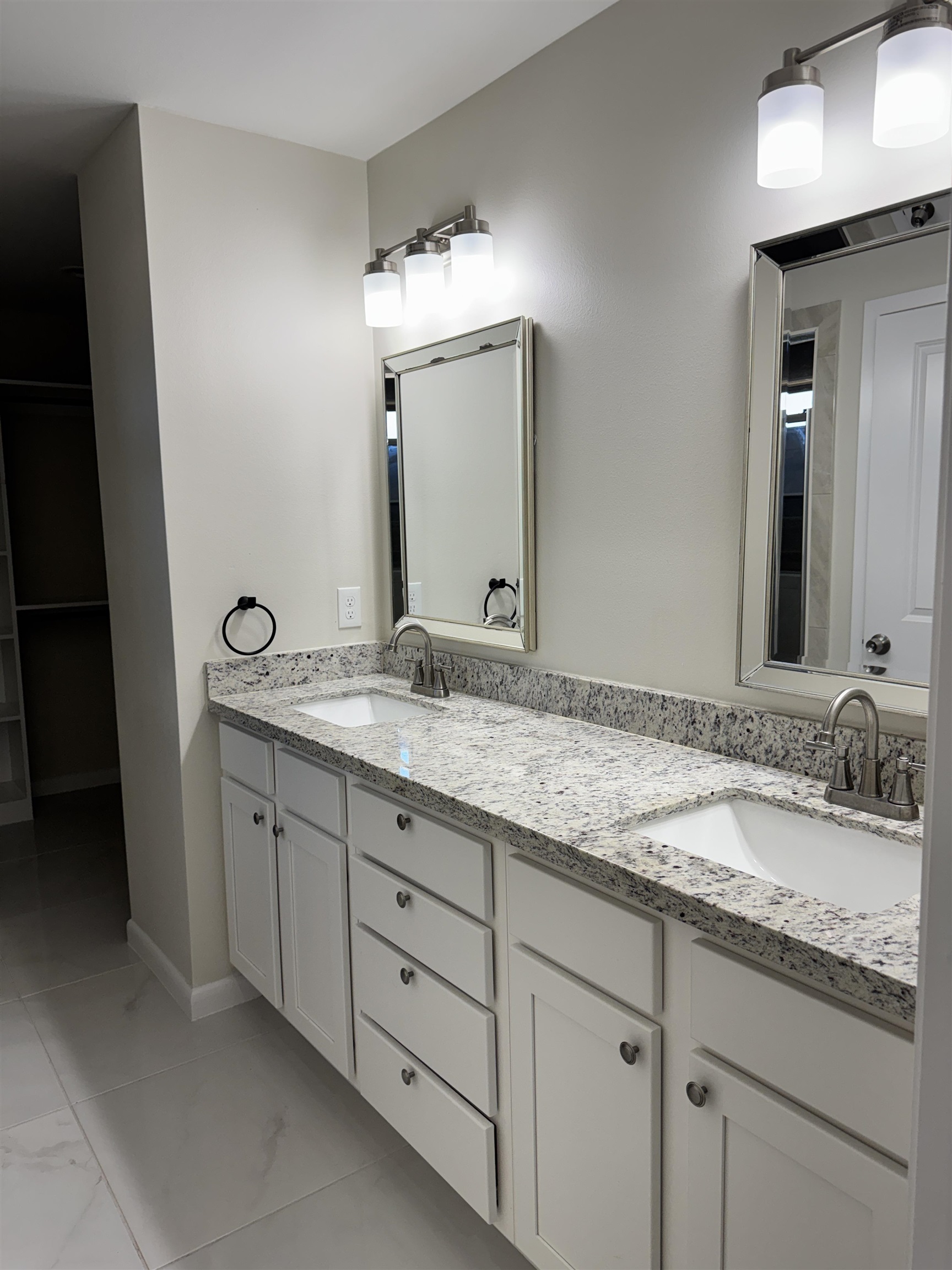 1413 El Caporal Dr. Property Photo 16