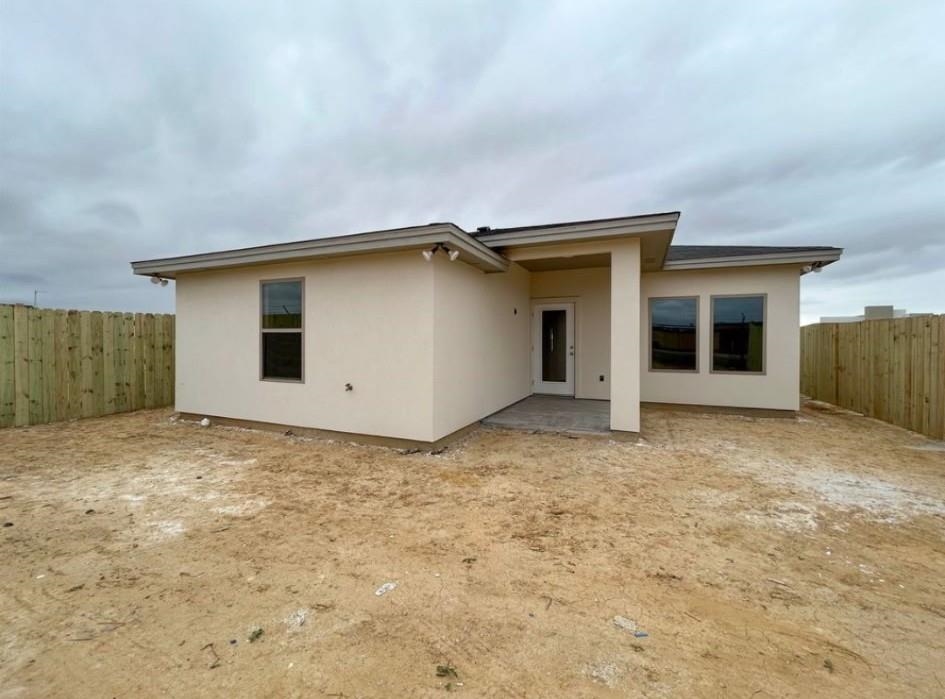 1413 El Caporal Dr. Property Photo 21