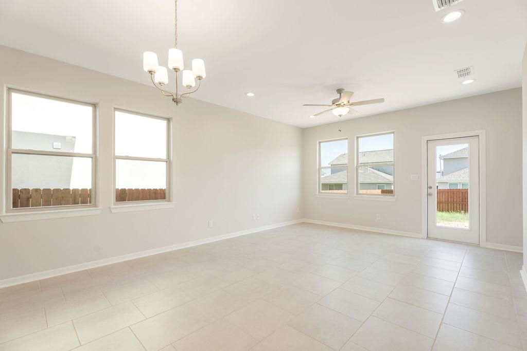5410 Brahman Ln. Property Photo 4