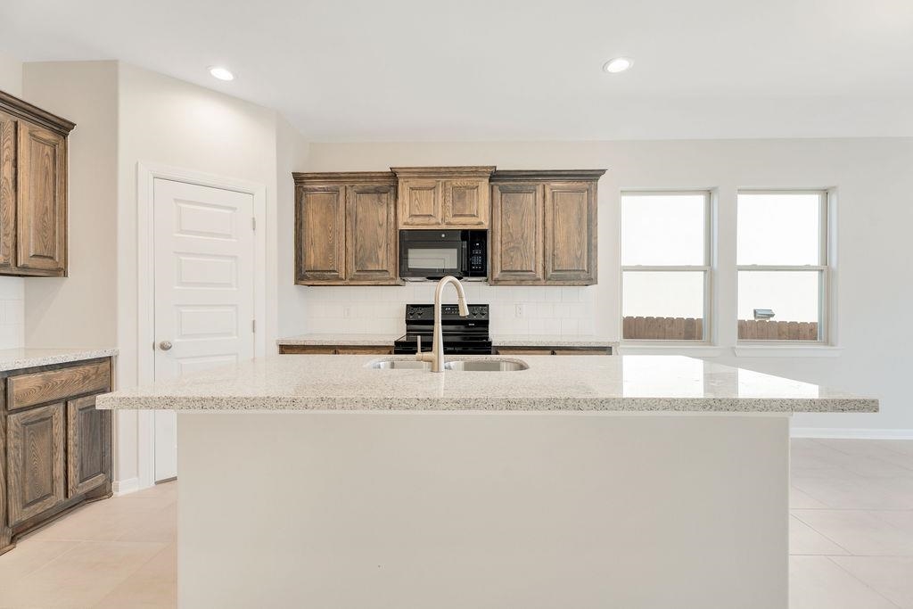 5410 Brahman Ln. Property Photo 10
