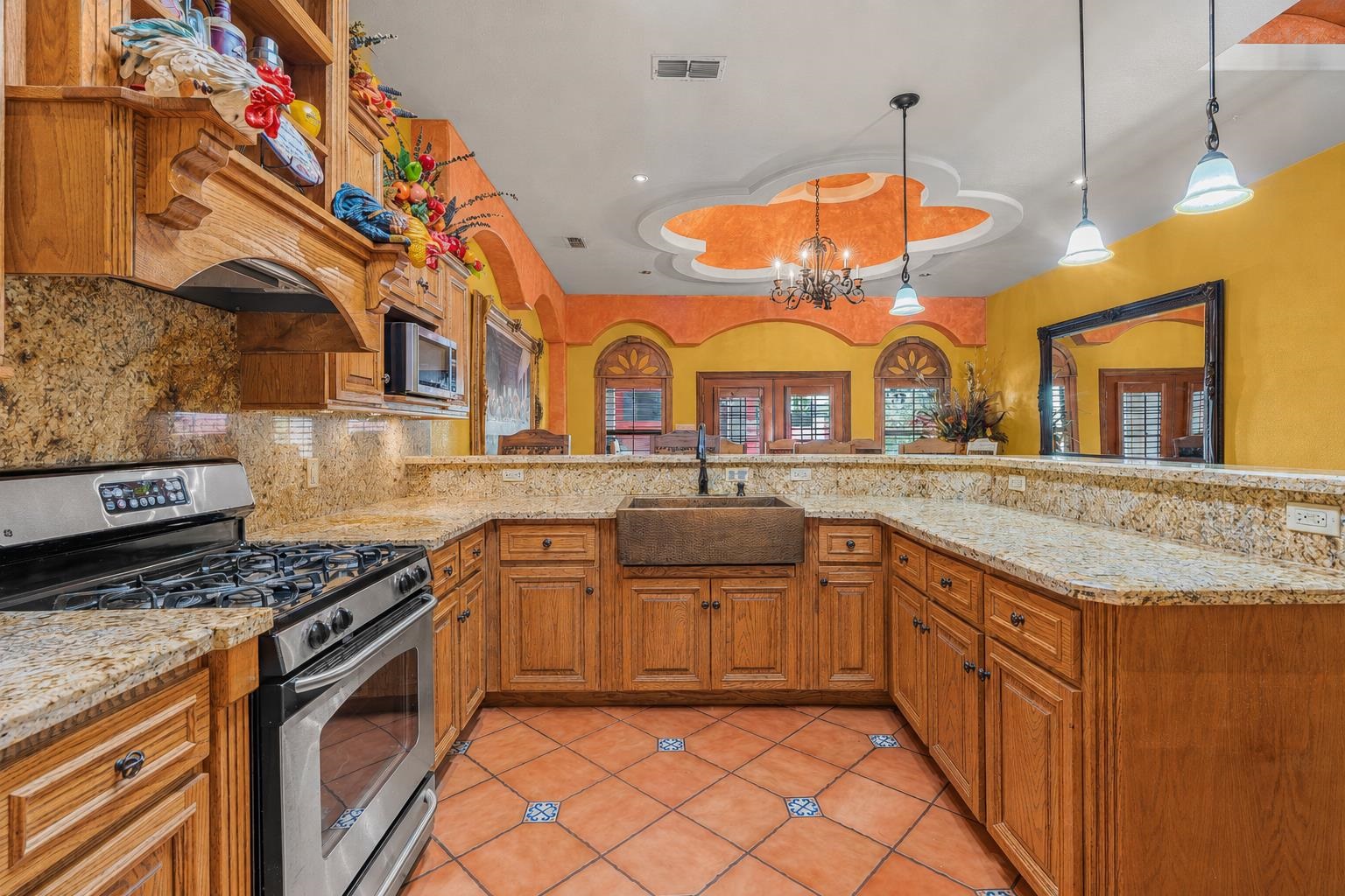 3806 San Eduardo Ave Property Photo 8