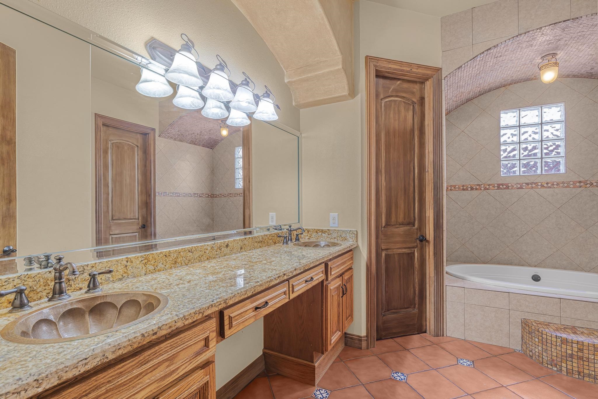 3806 San Eduardo Ave Property Photo 21