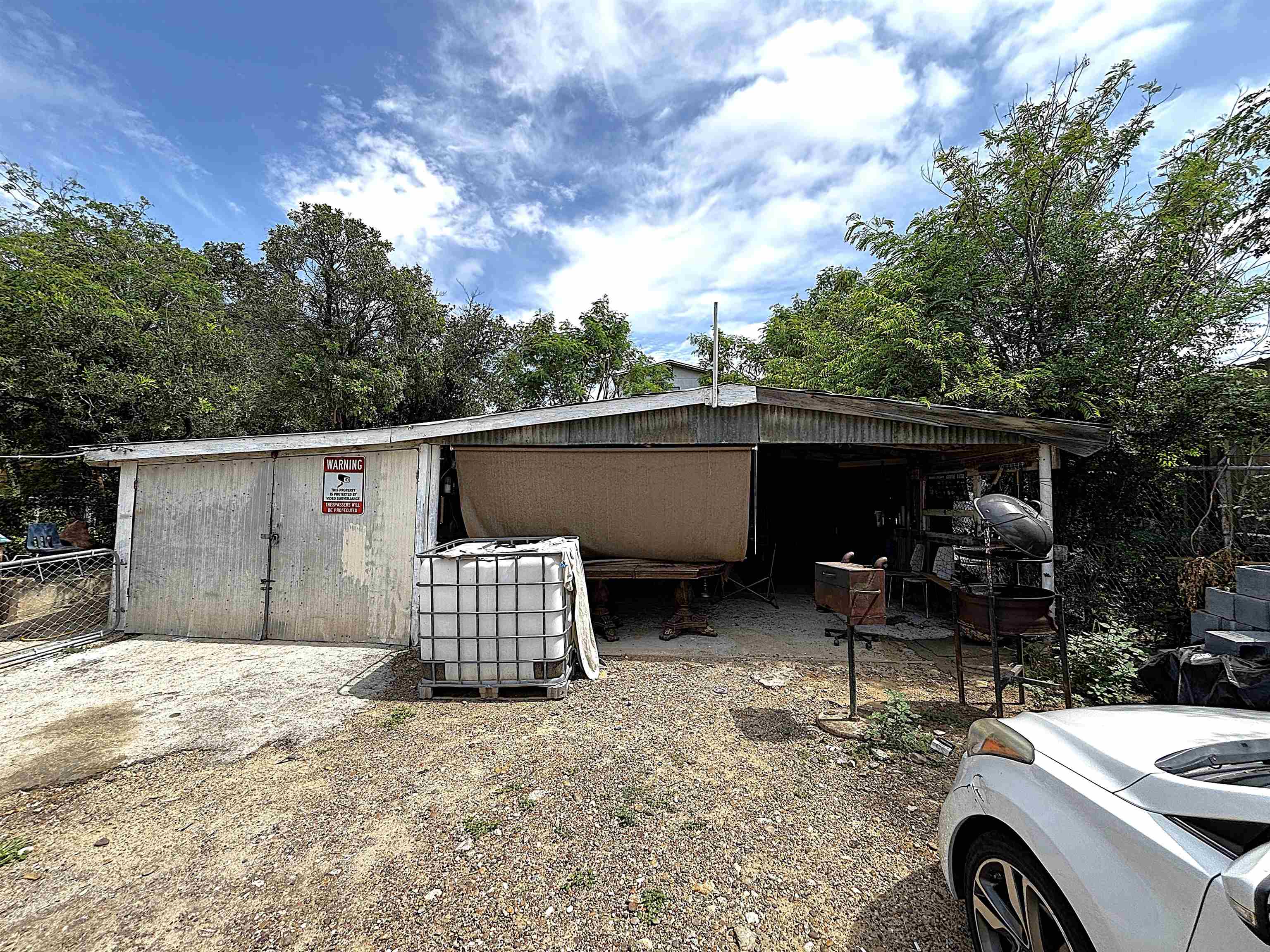716 Laredo St Property Photo 14
