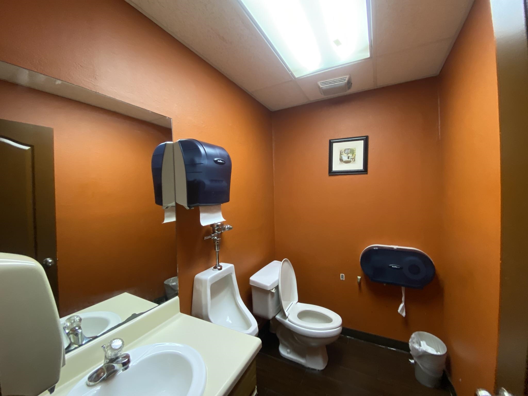 1808 Markley Ln Property Photo 8