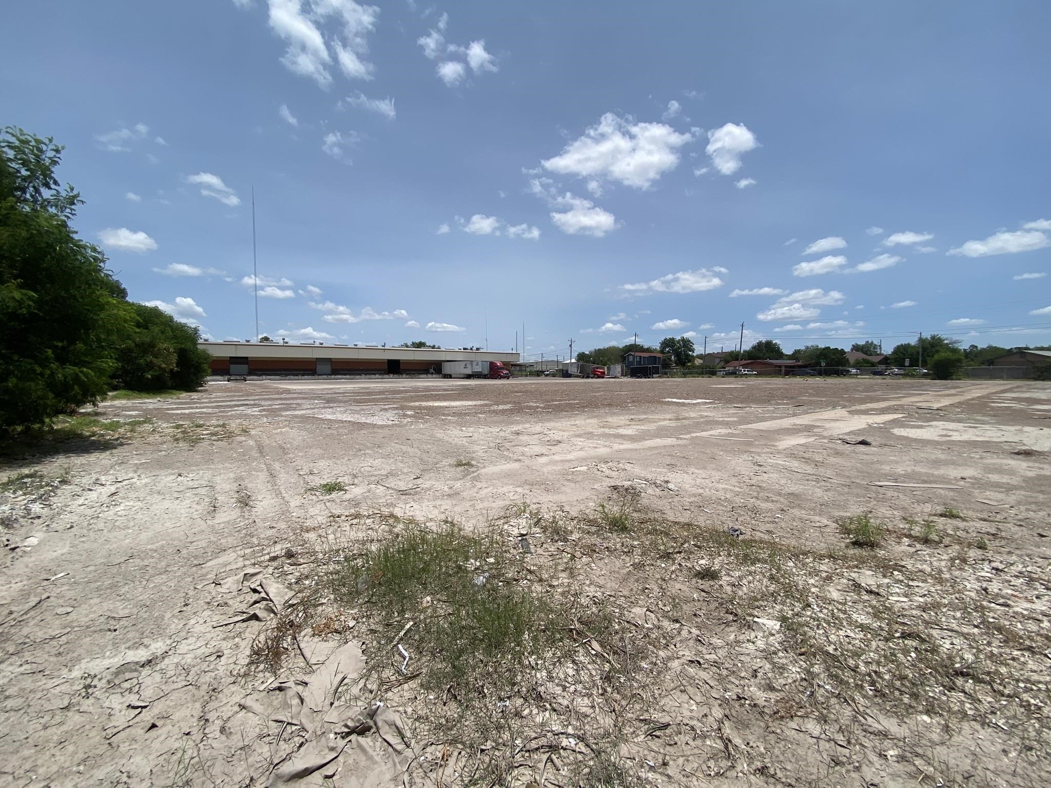 1808 Markley Ln Property Photo 18