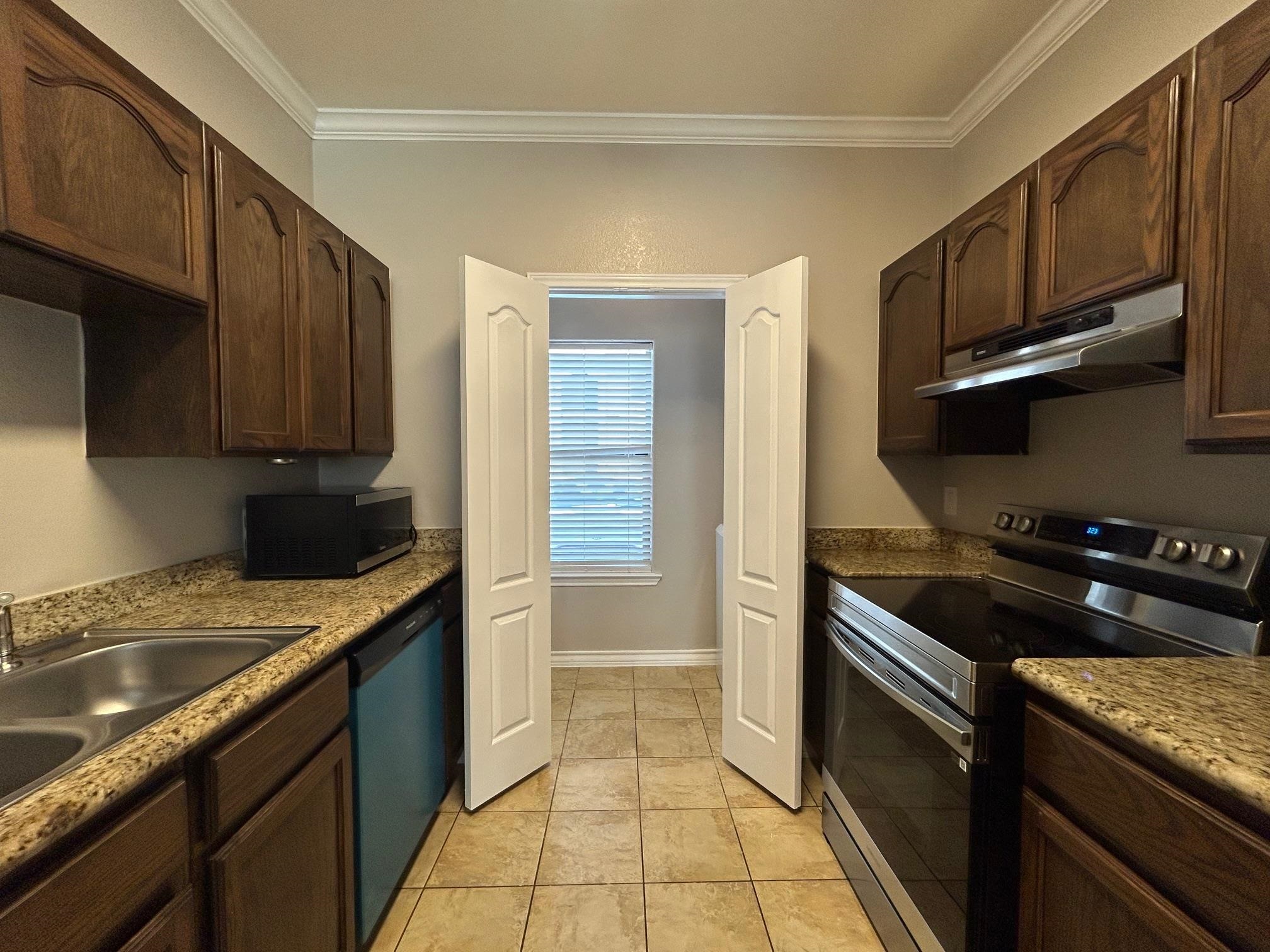 3664 E Del Mar Blvd 2a Property Photo 13