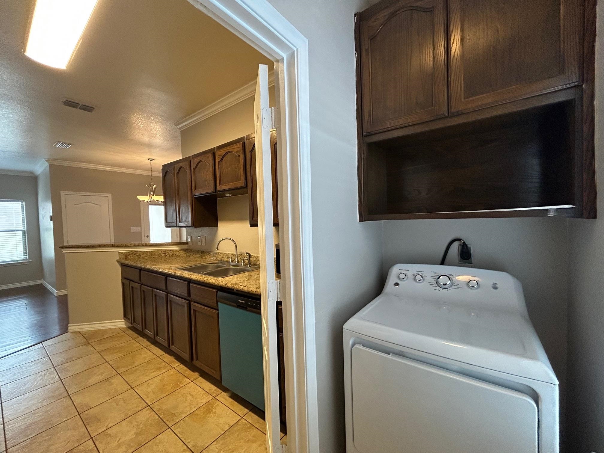 3664 E Del Mar Blvd 2a Property Photo 16