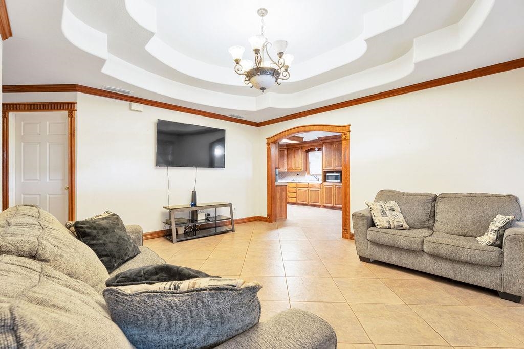 1302 Col. Antonio Zapata Avenue Property Photo 4