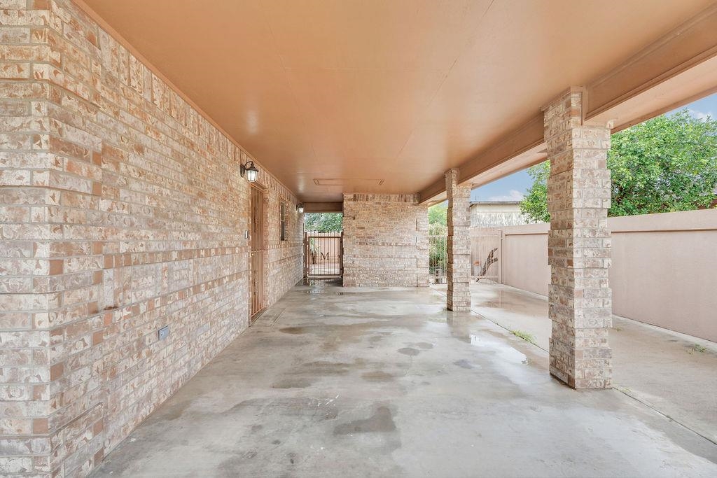 1302 Col. Antonio Zapata Avenue Property Photo 21