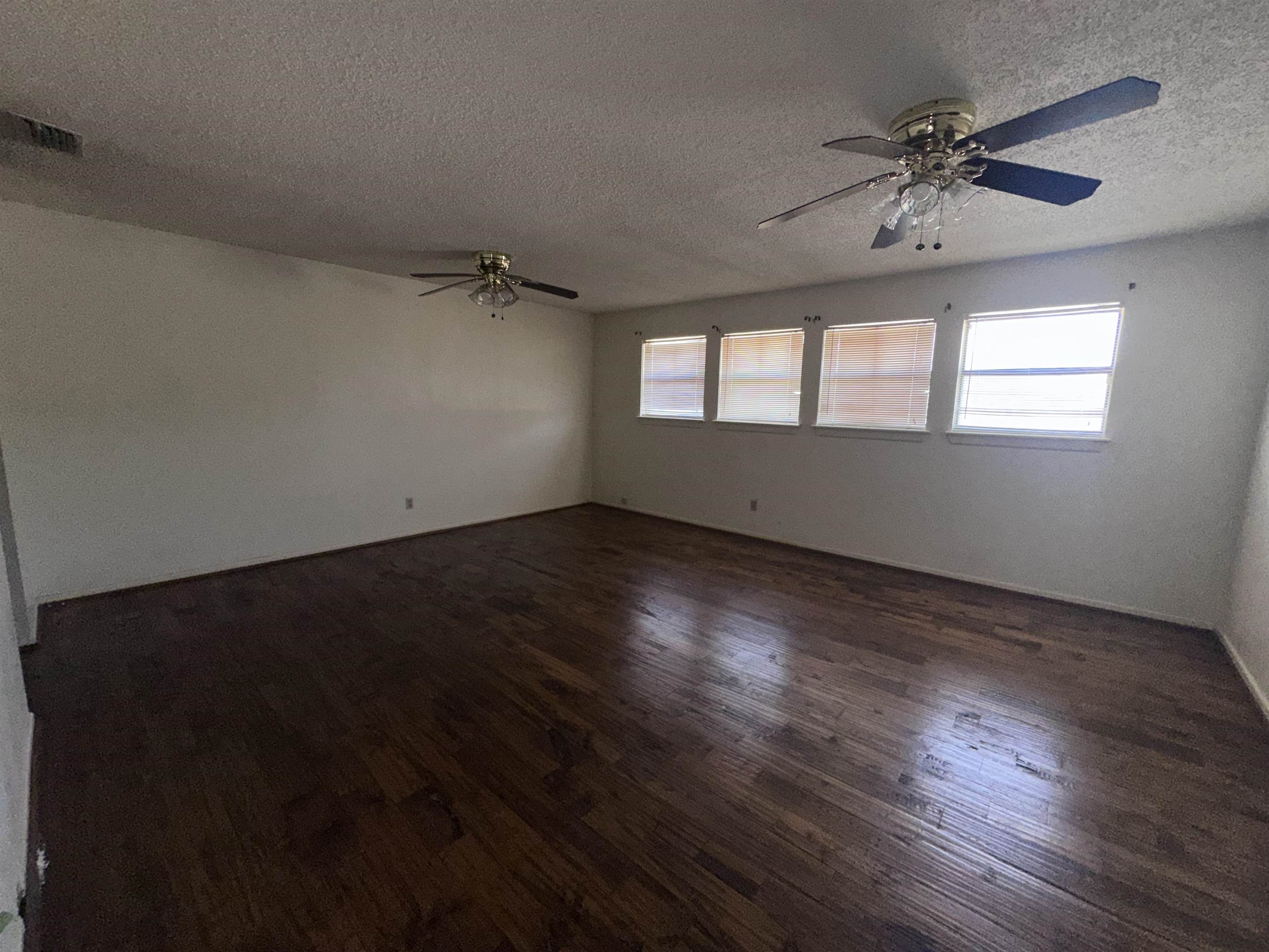 106 Martingale Ln 7 Property Photo 12