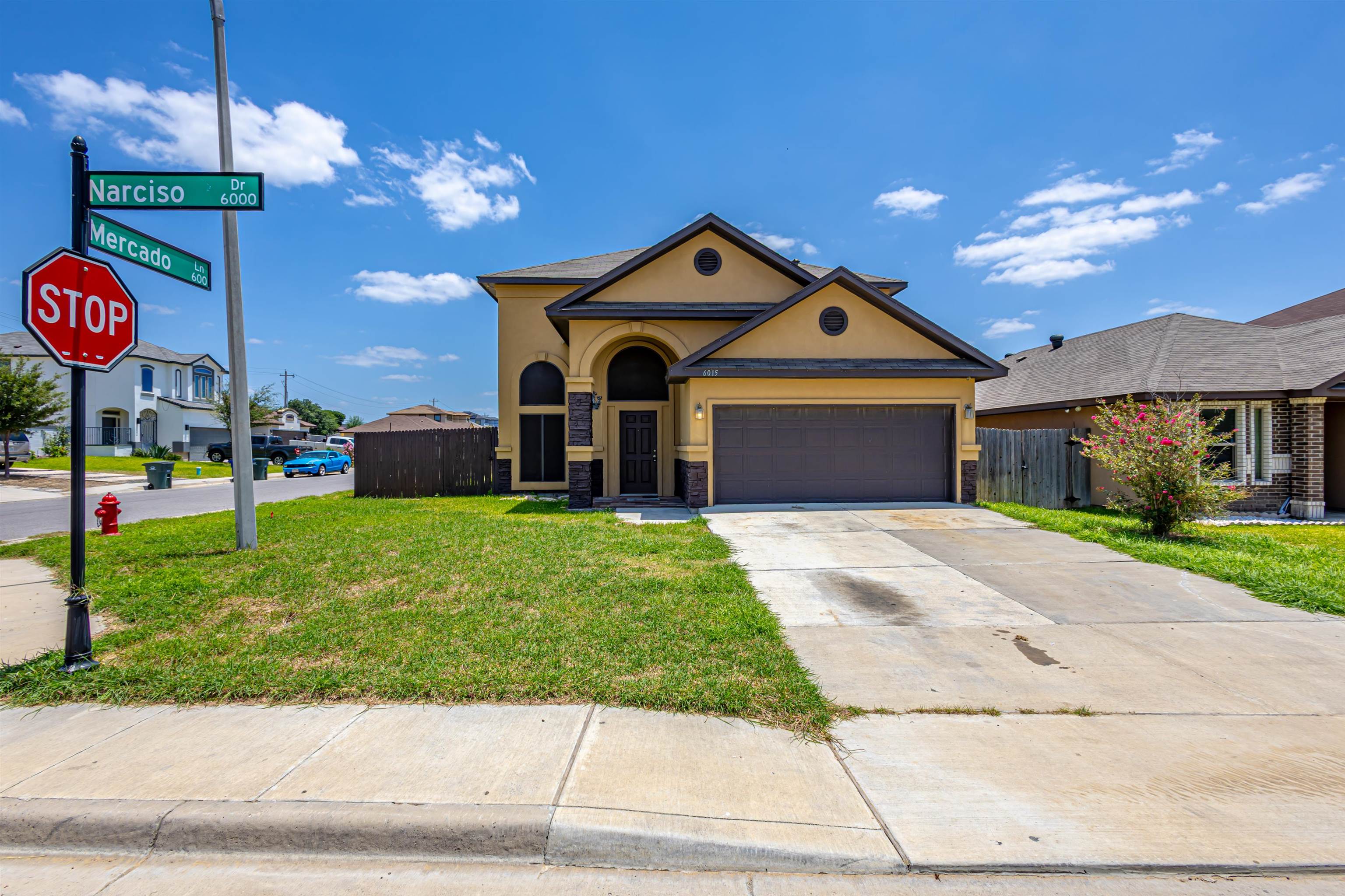 6015 Narciso Dr. Property Photo 1