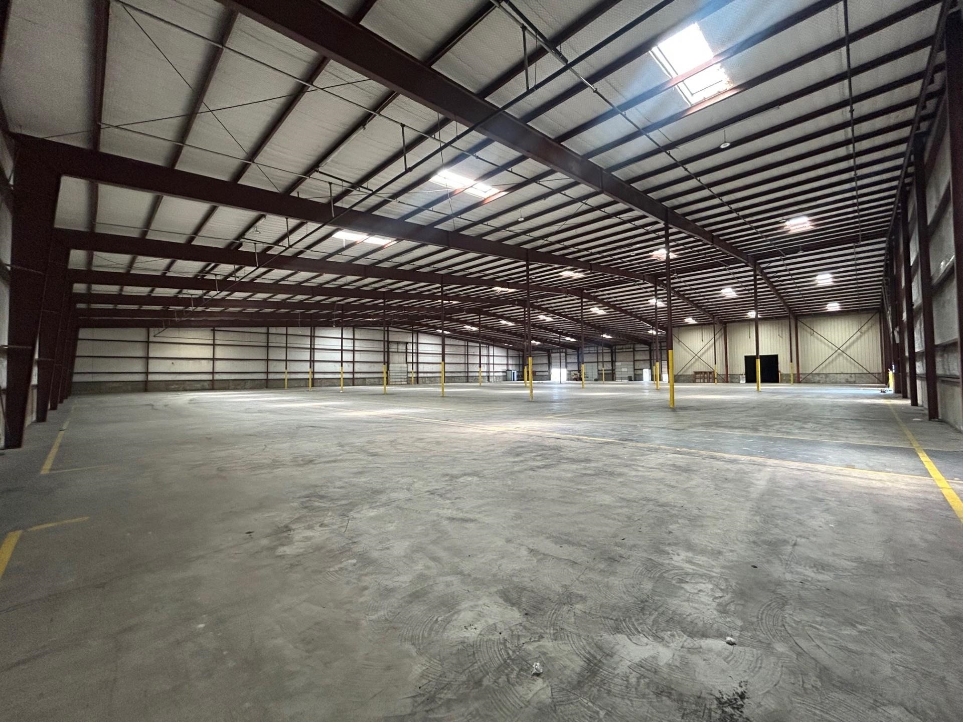 4425 Pan American Blvd Property Photo 8