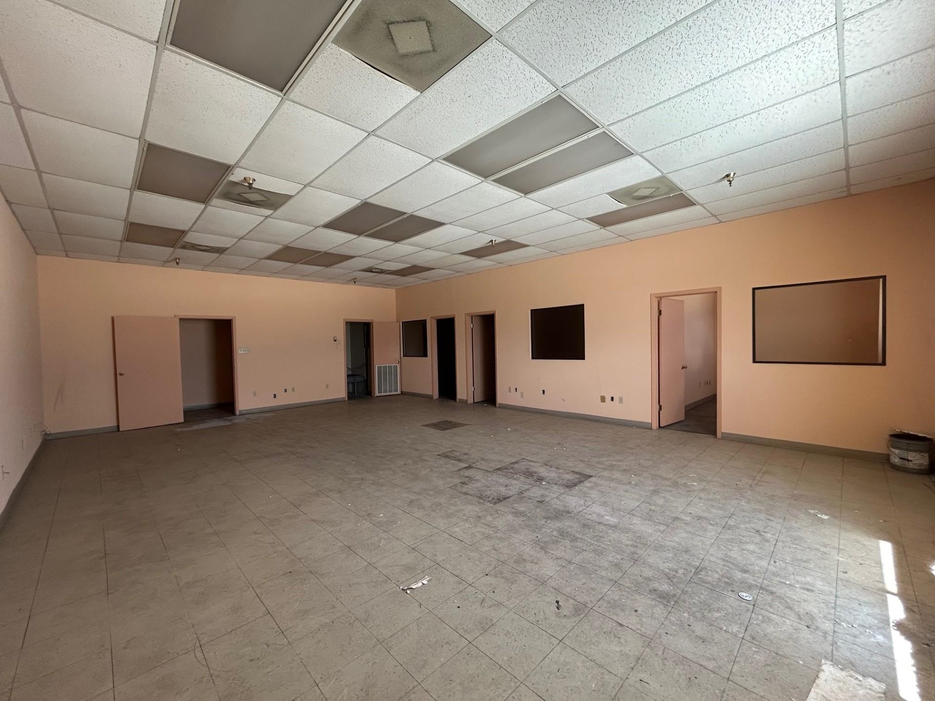 4425 Pan American Blvd Property Photo 17