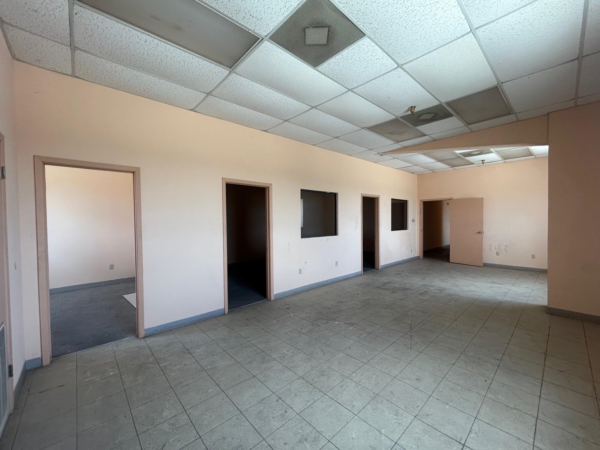 4425 Pan American Blvd Property Photo 19