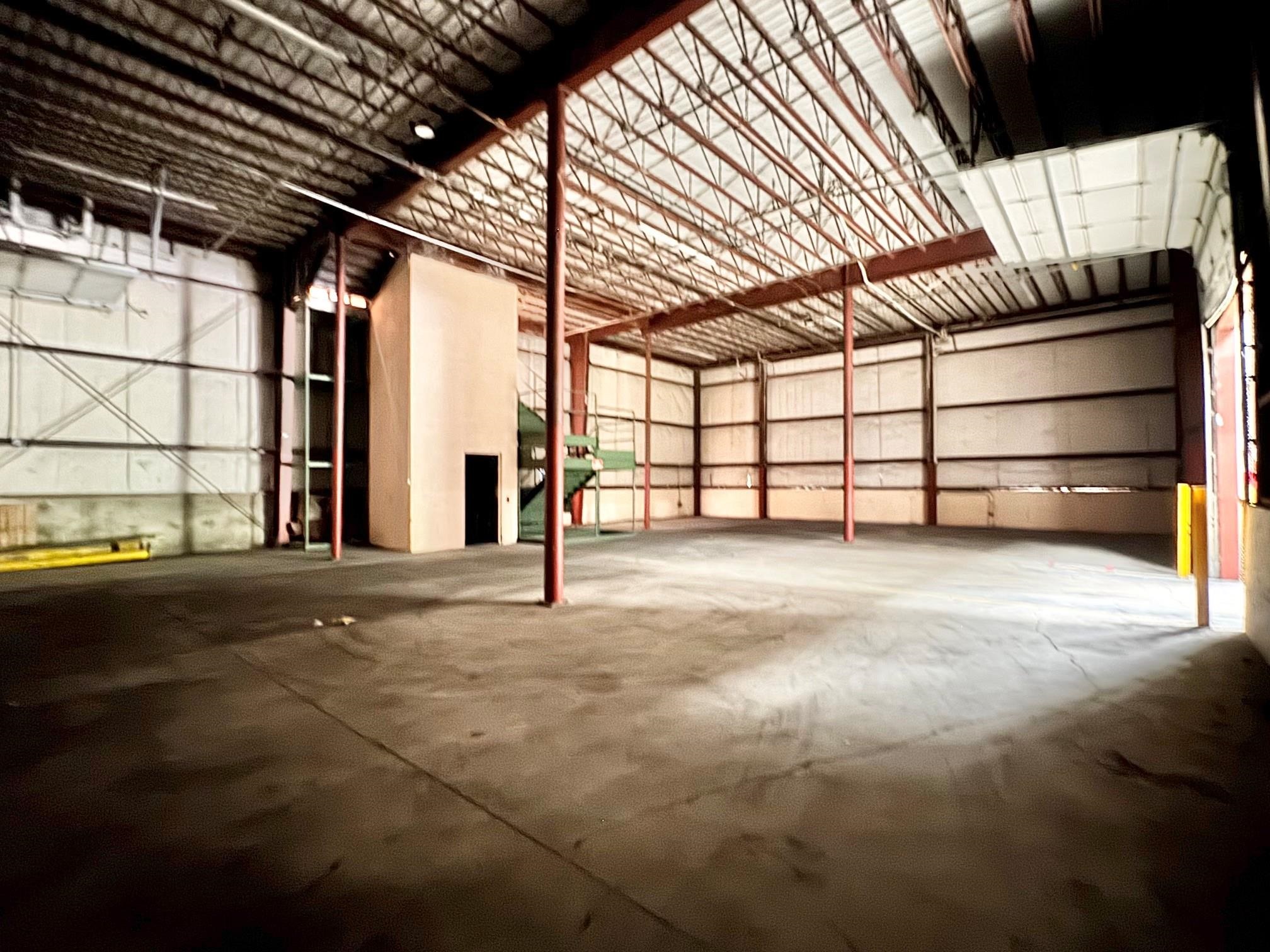 4425 Pan American Blvd Property Photo 23