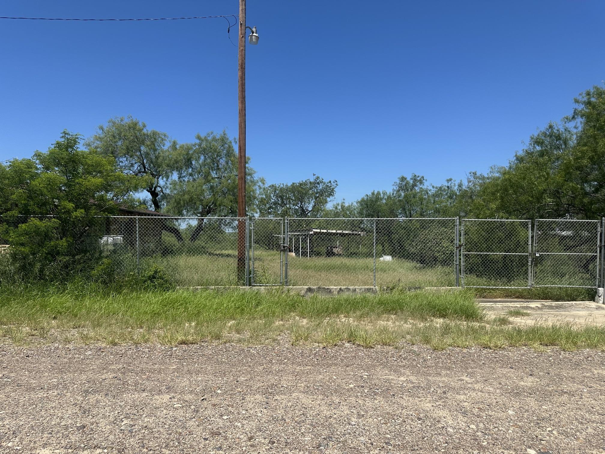 116 S Jab Dr. Property Photo 1