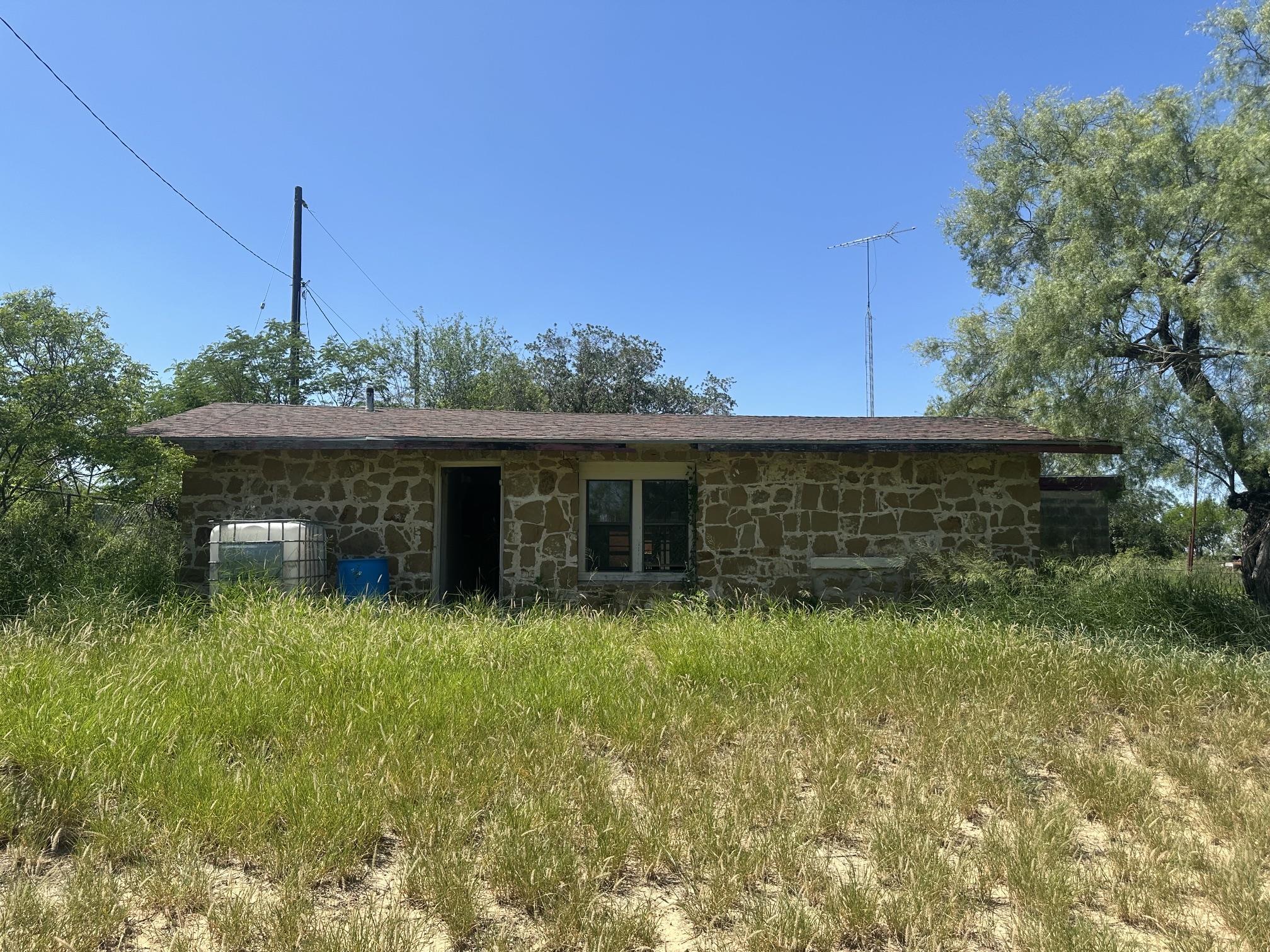 116 S Jab Dr. Property Photo 3