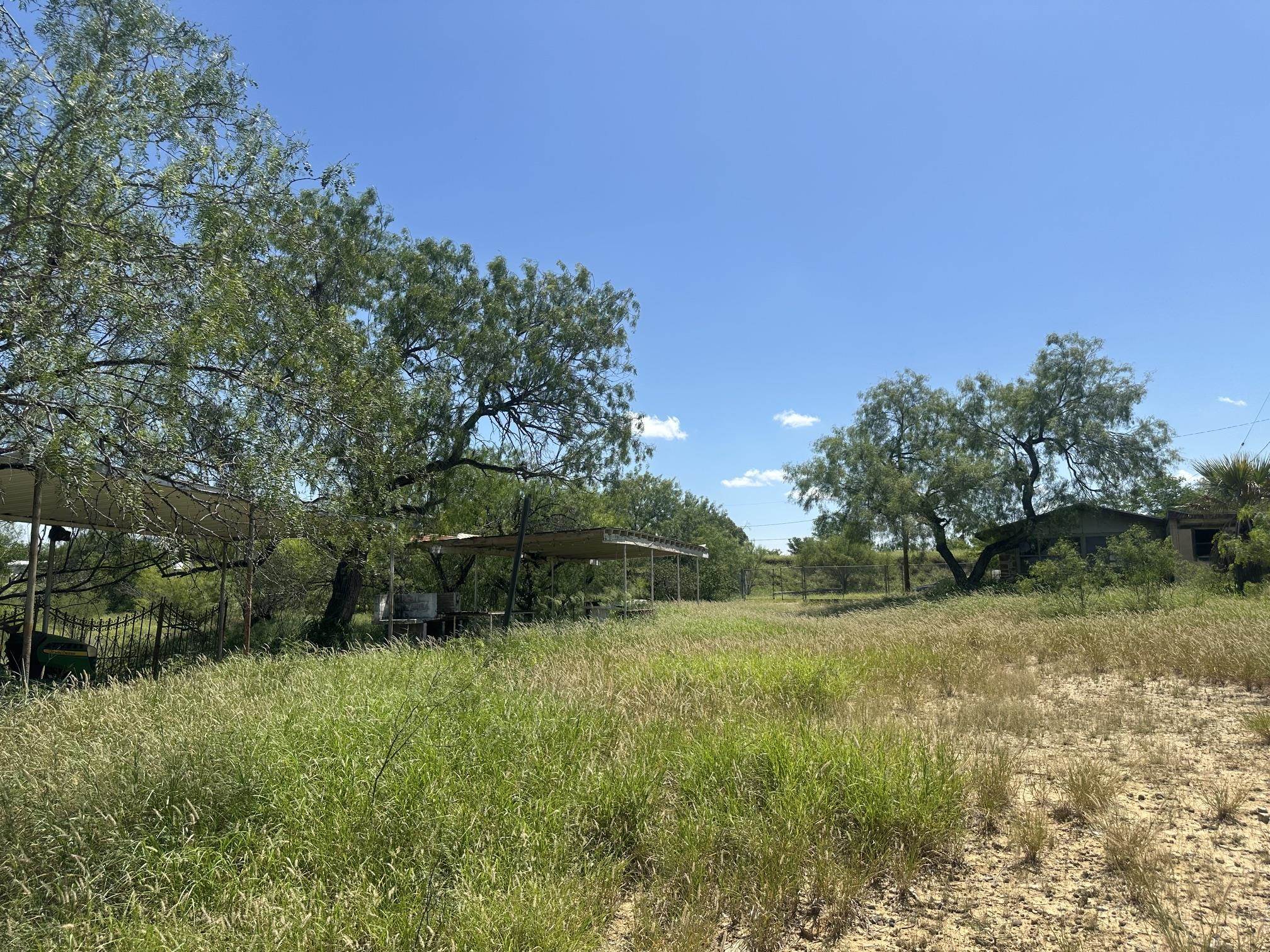 116 S Jab Dr. Property Photo 11