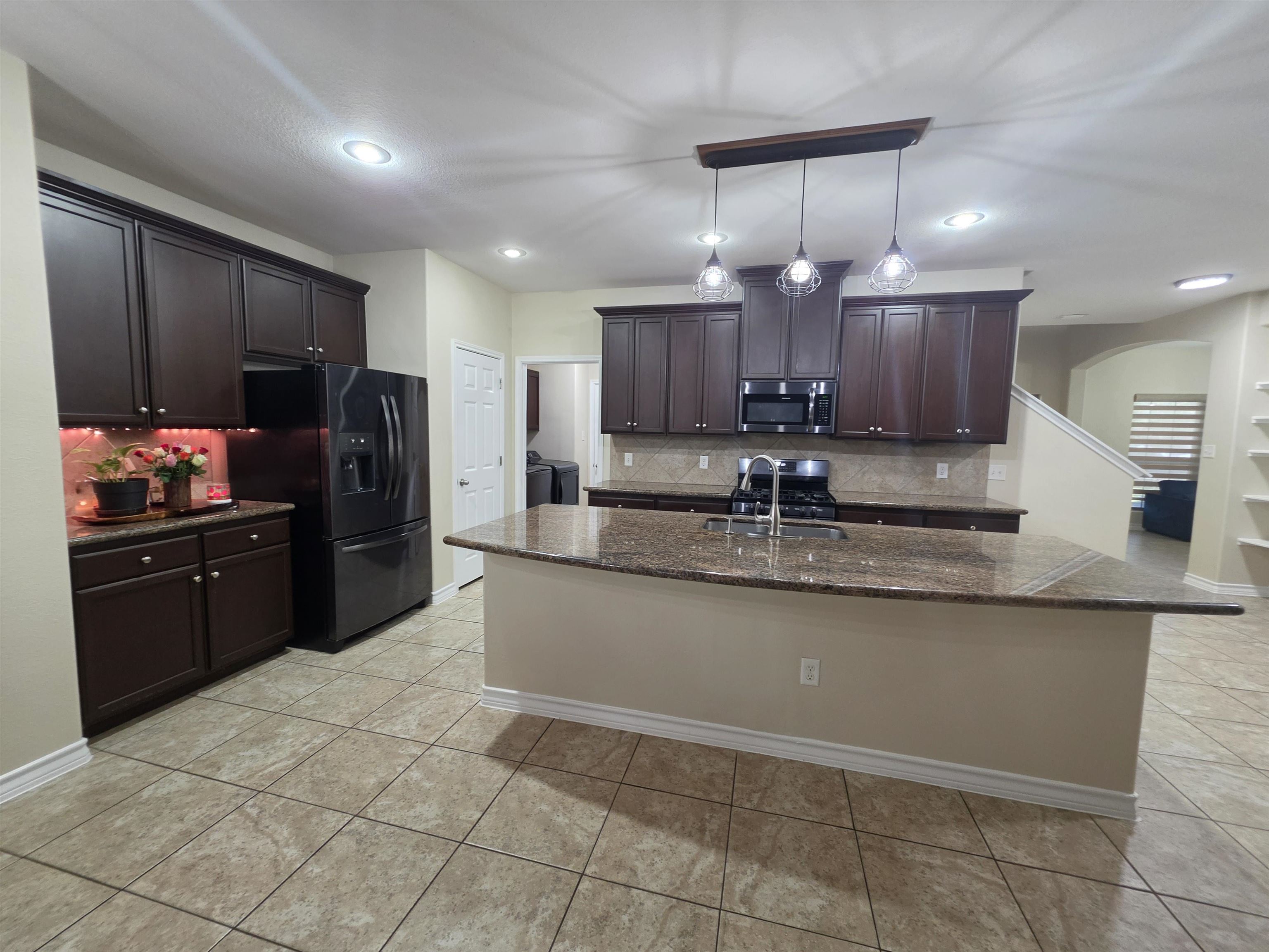 302 Date Palm Dr. Property Photo 10
