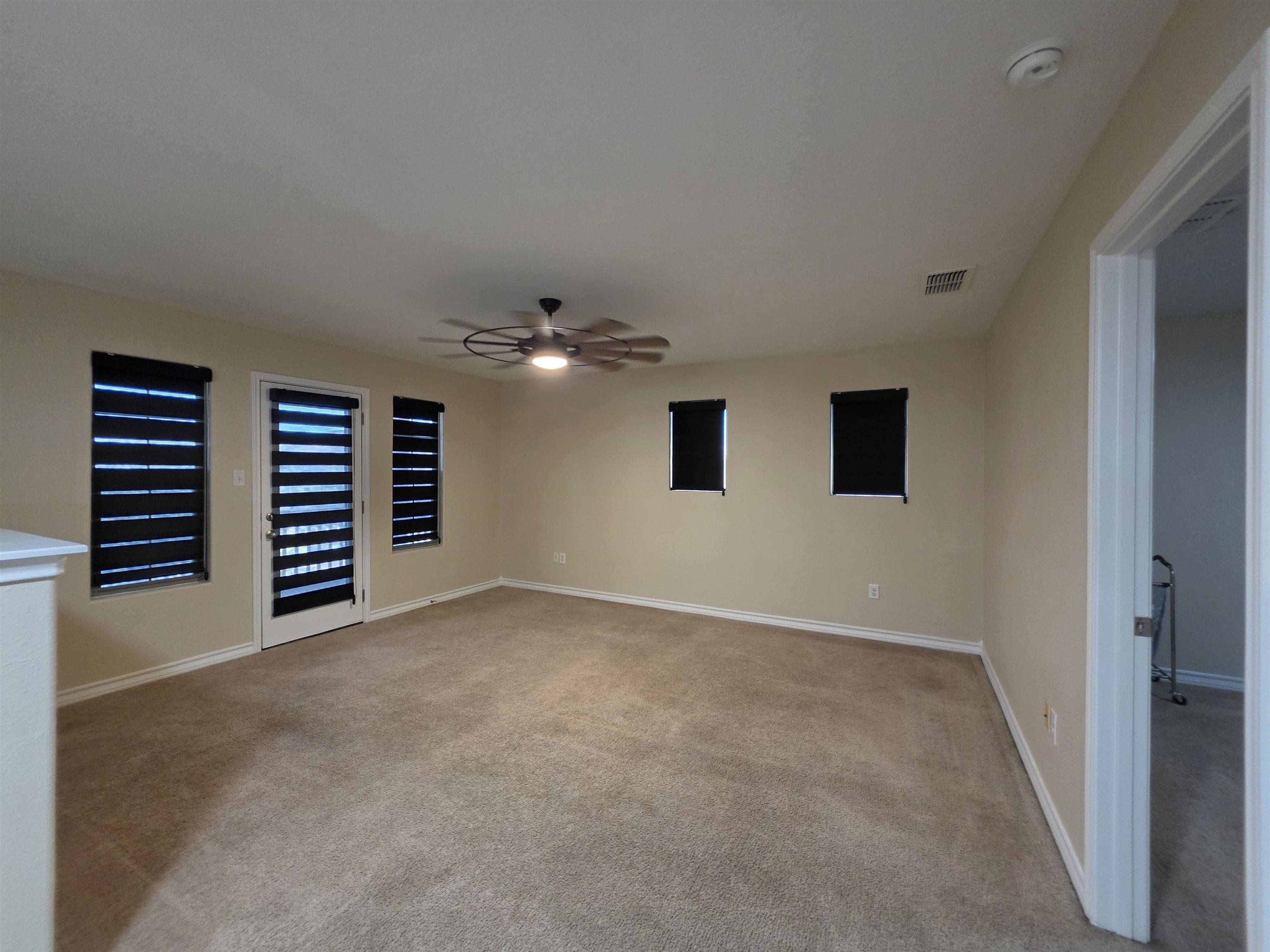 302 Date Palm Dr. Property Photo 16