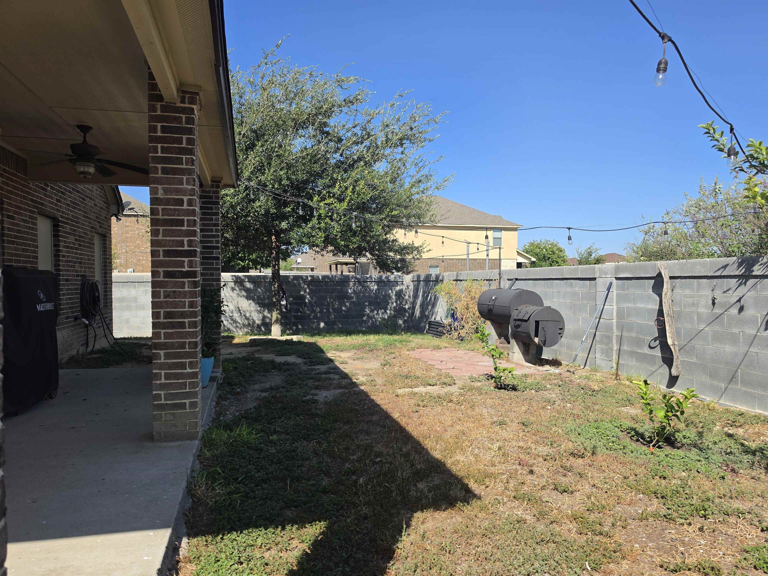 302 Date Palm Dr. Property Photo 26