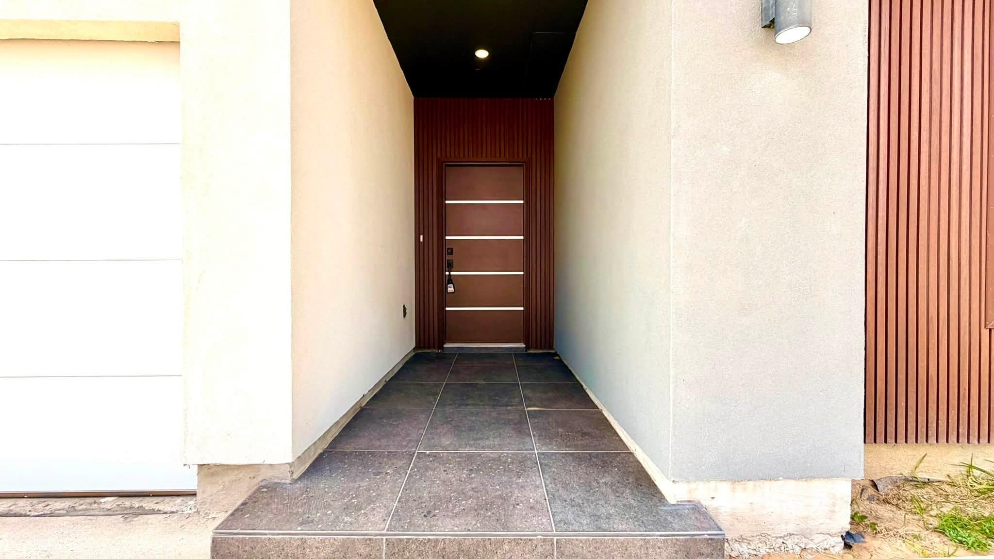 128 Lusitano Dr. Property Photo 2