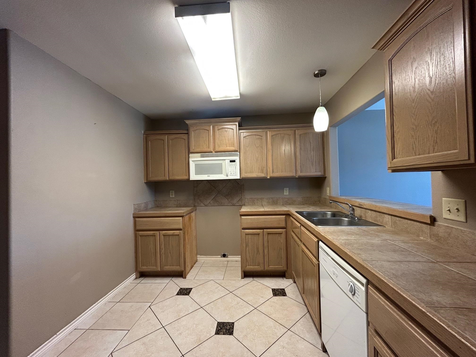 9804 Cantera Ct 60 Property Photo 7