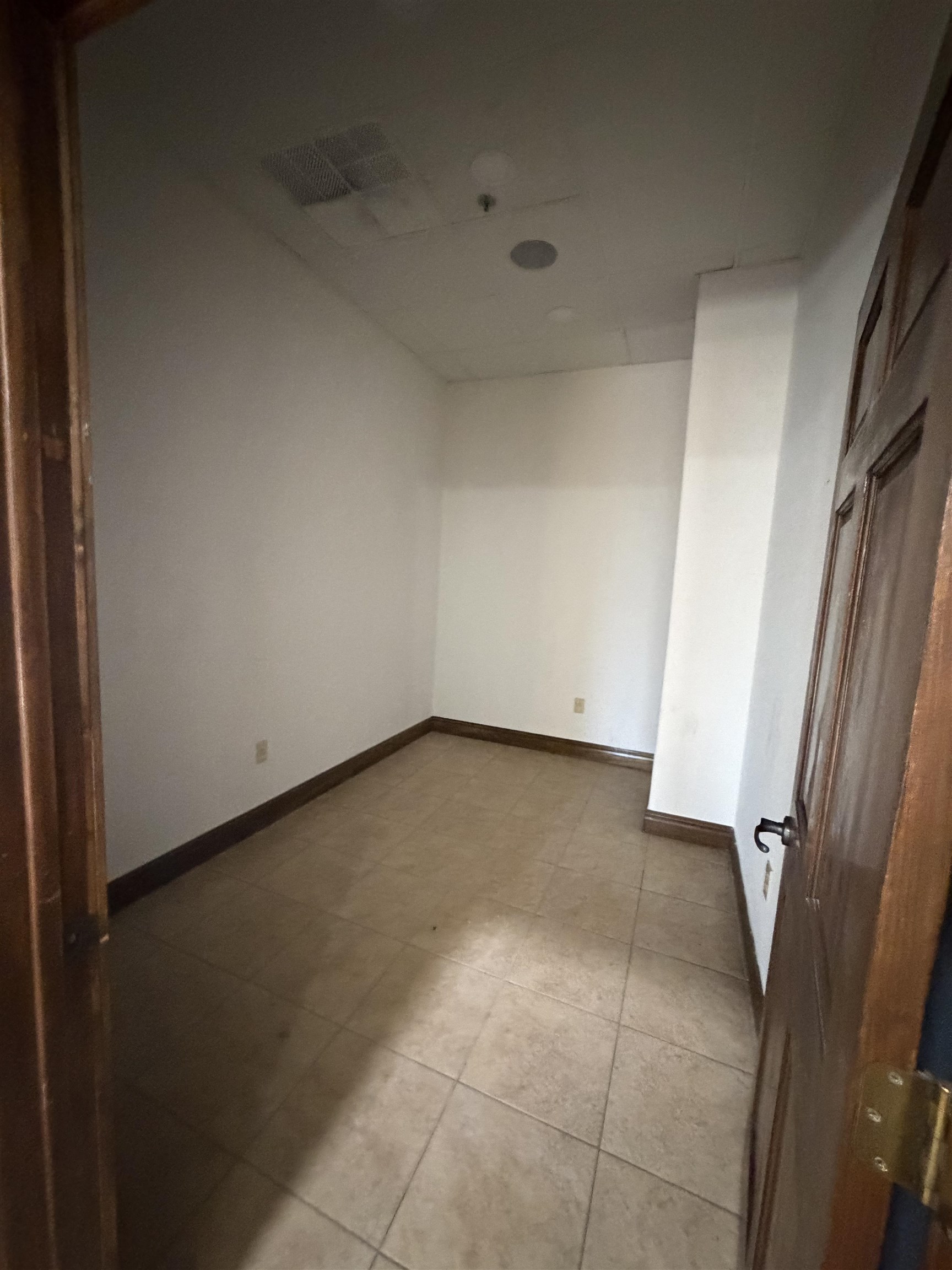6262 Mcpherson Rd Property Photo 6