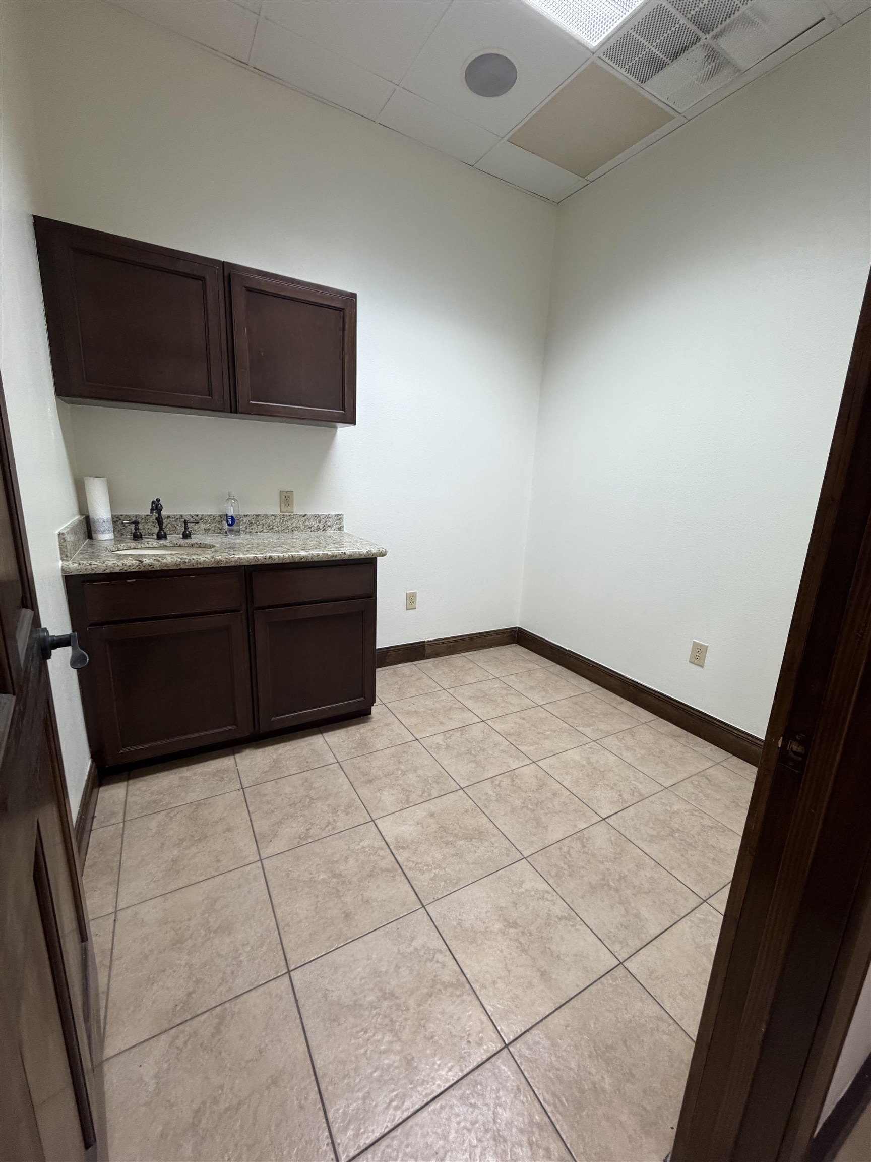 6262 Mcpherson Rd Property Photo 9