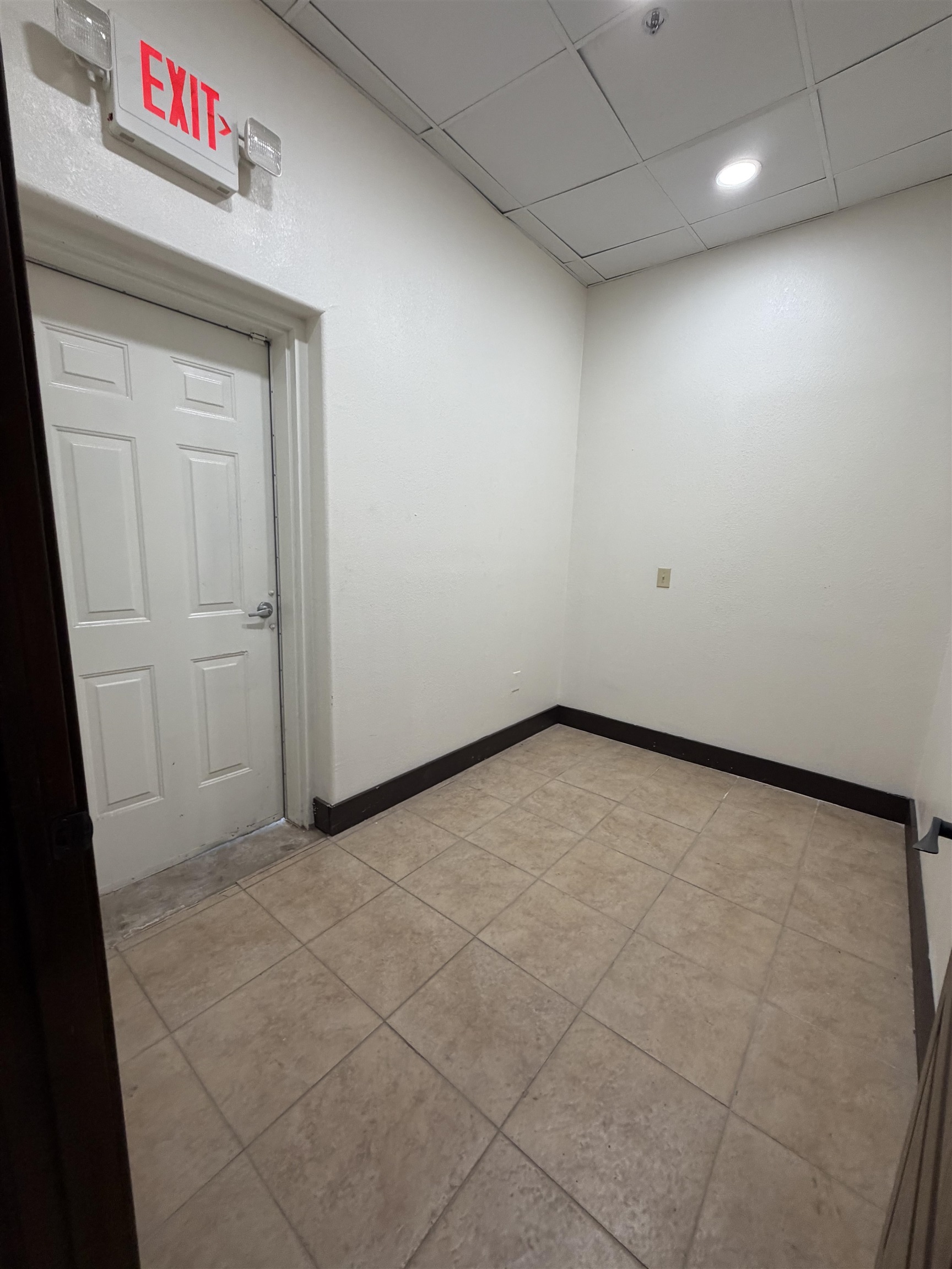 6262 Mcpherson Rd Property Photo 11