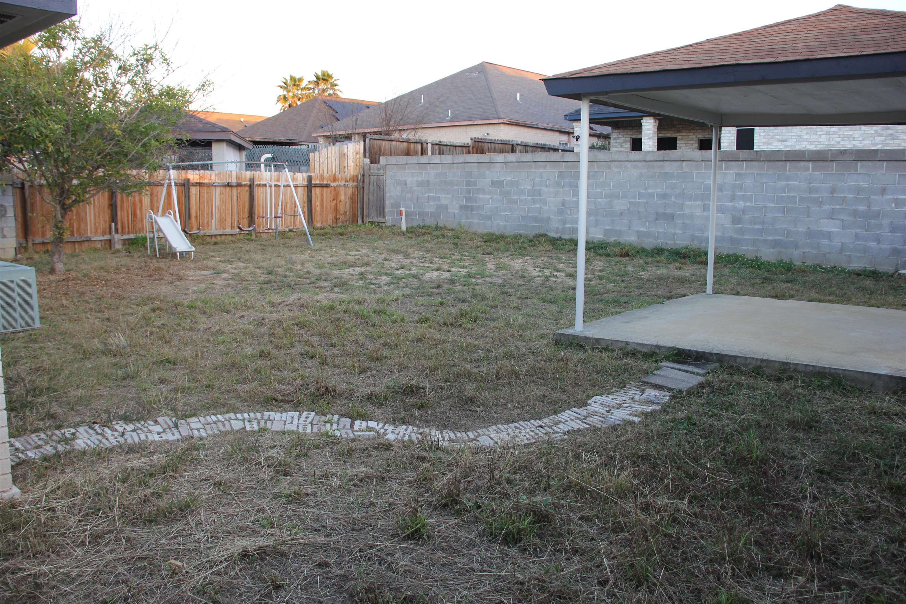 1801 Denmark Ln Property Photo 4
