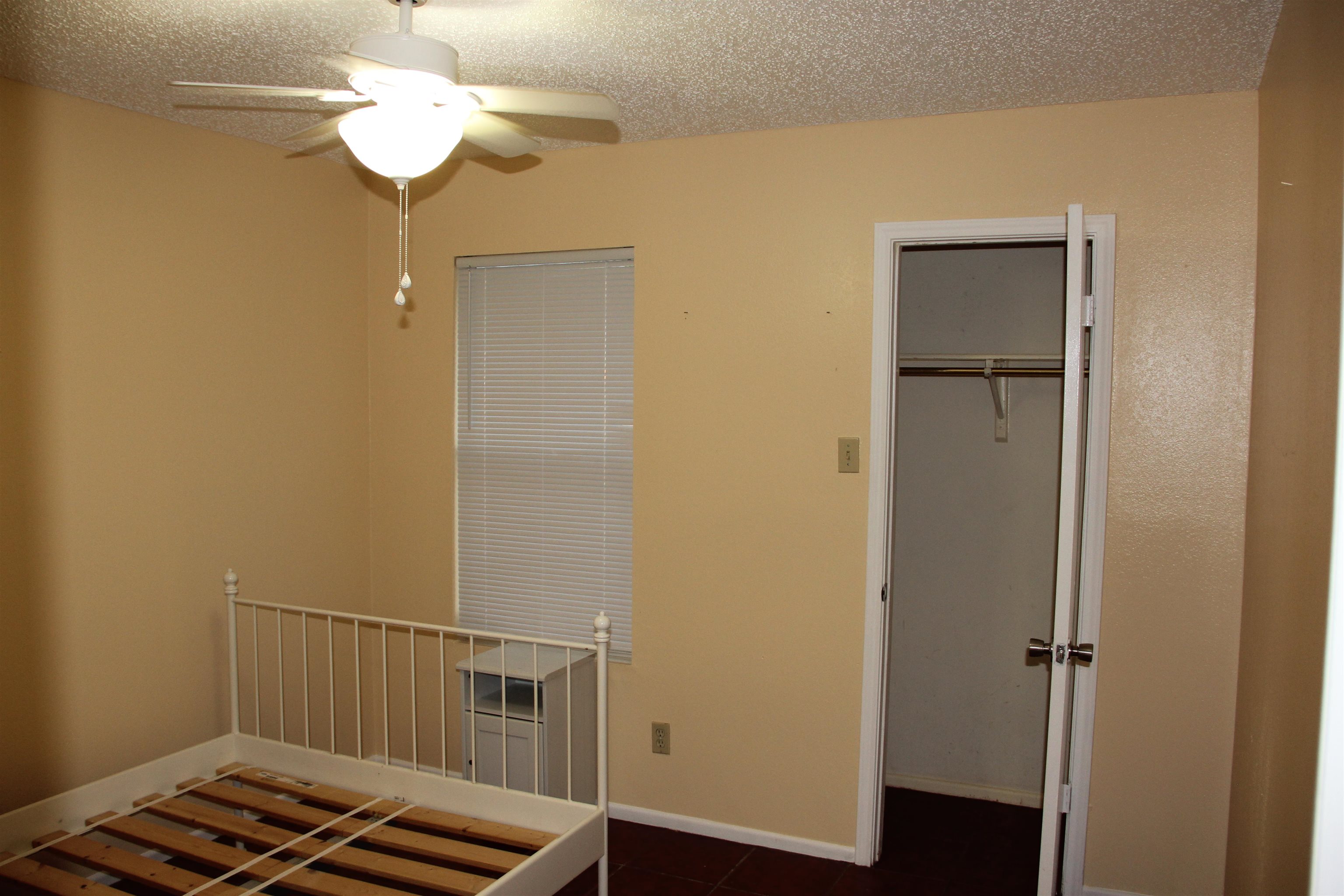 1801 Denmark Ln Property Photo 11