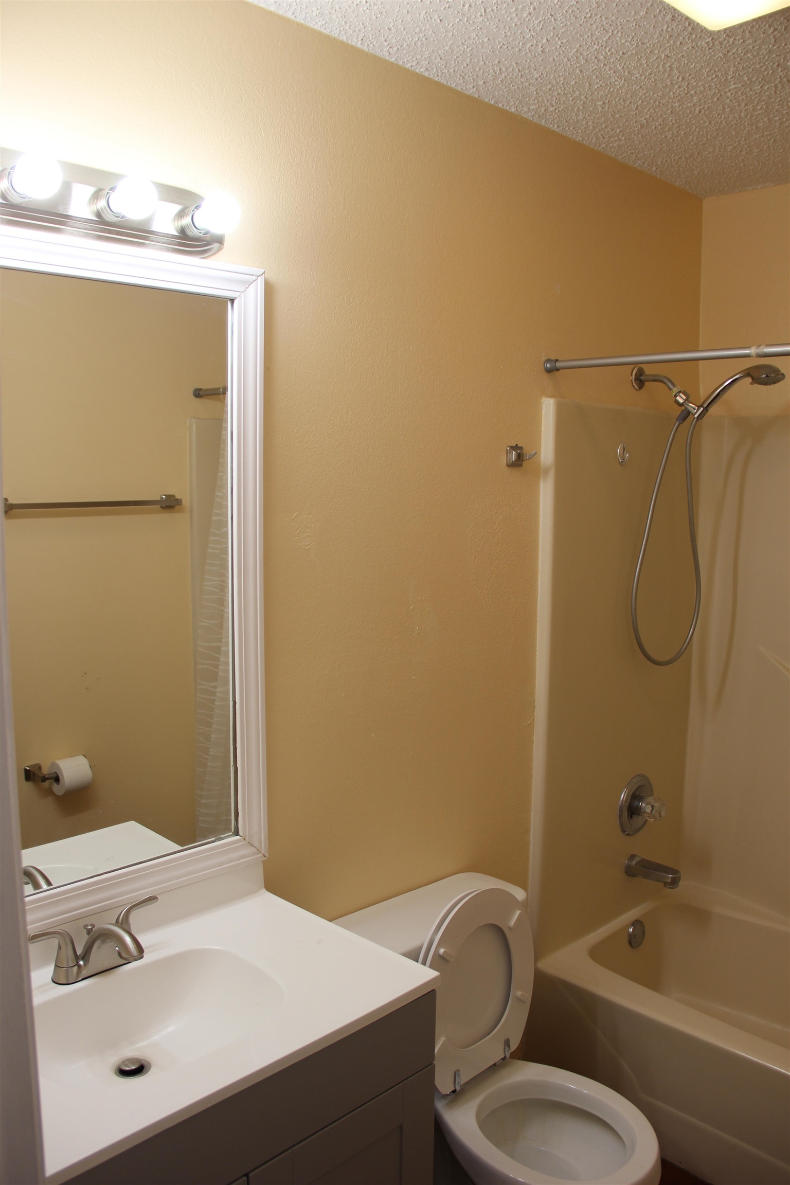 1801 Denmark Ln Property Photo 13
